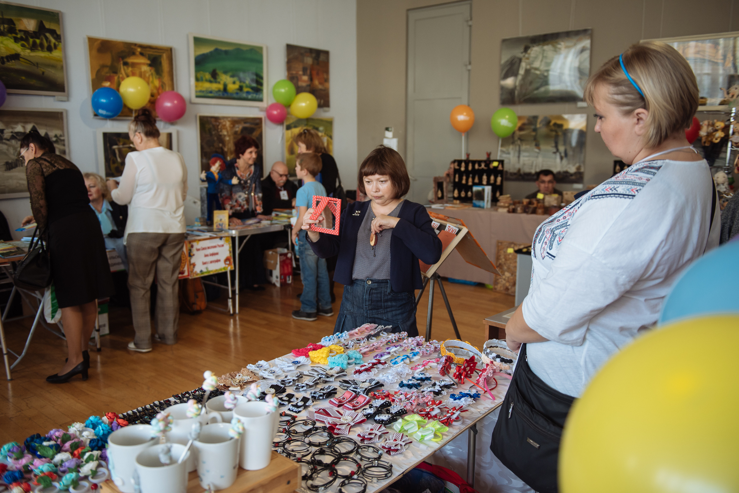 Южноуральская книжная выставка-ярмарка в Союзе Художников, Челябинск. Свадебный и просто хороший фотограф в Челябинске