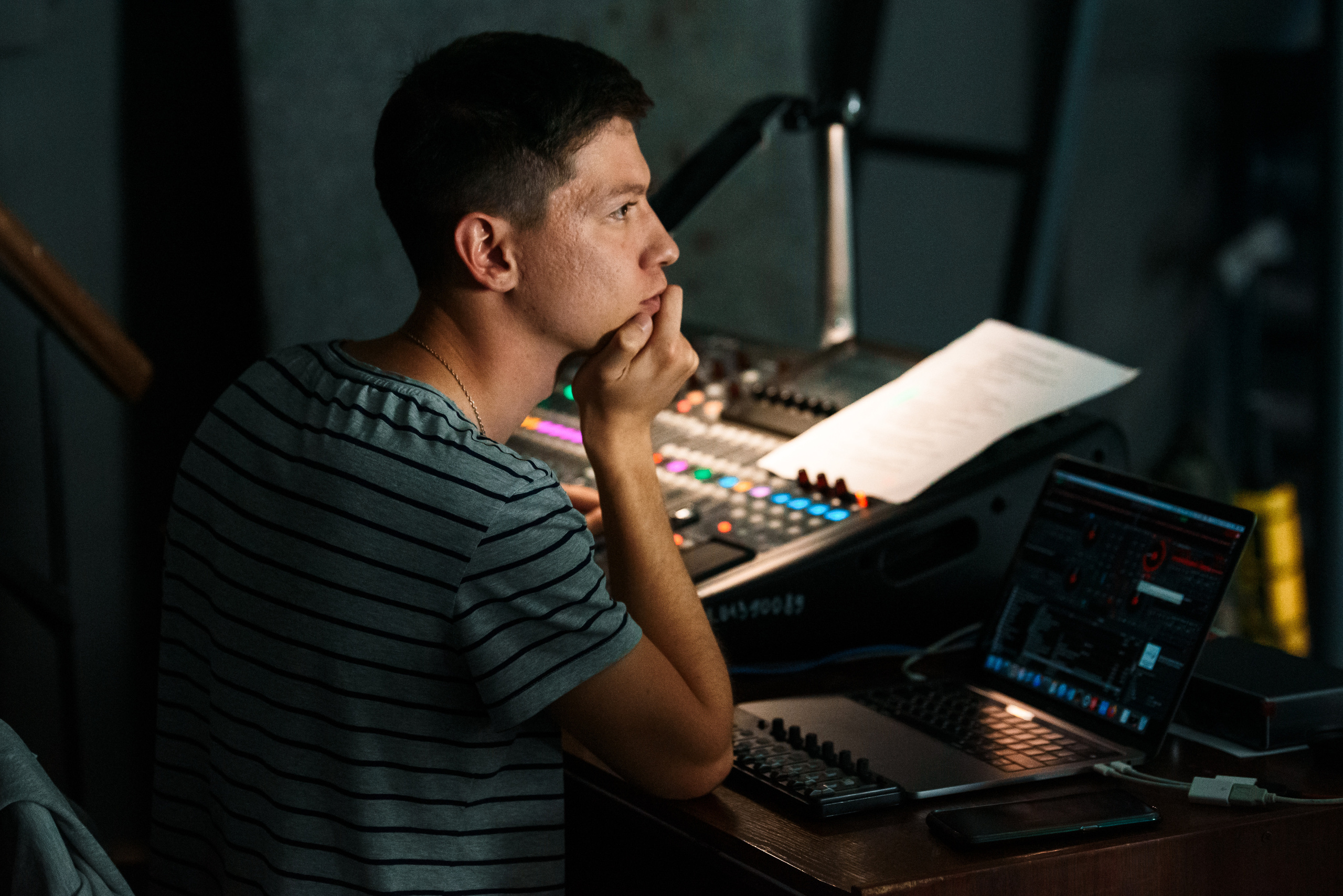 Спектакль «Я танцую как дебил». Wedding and family photographer USA