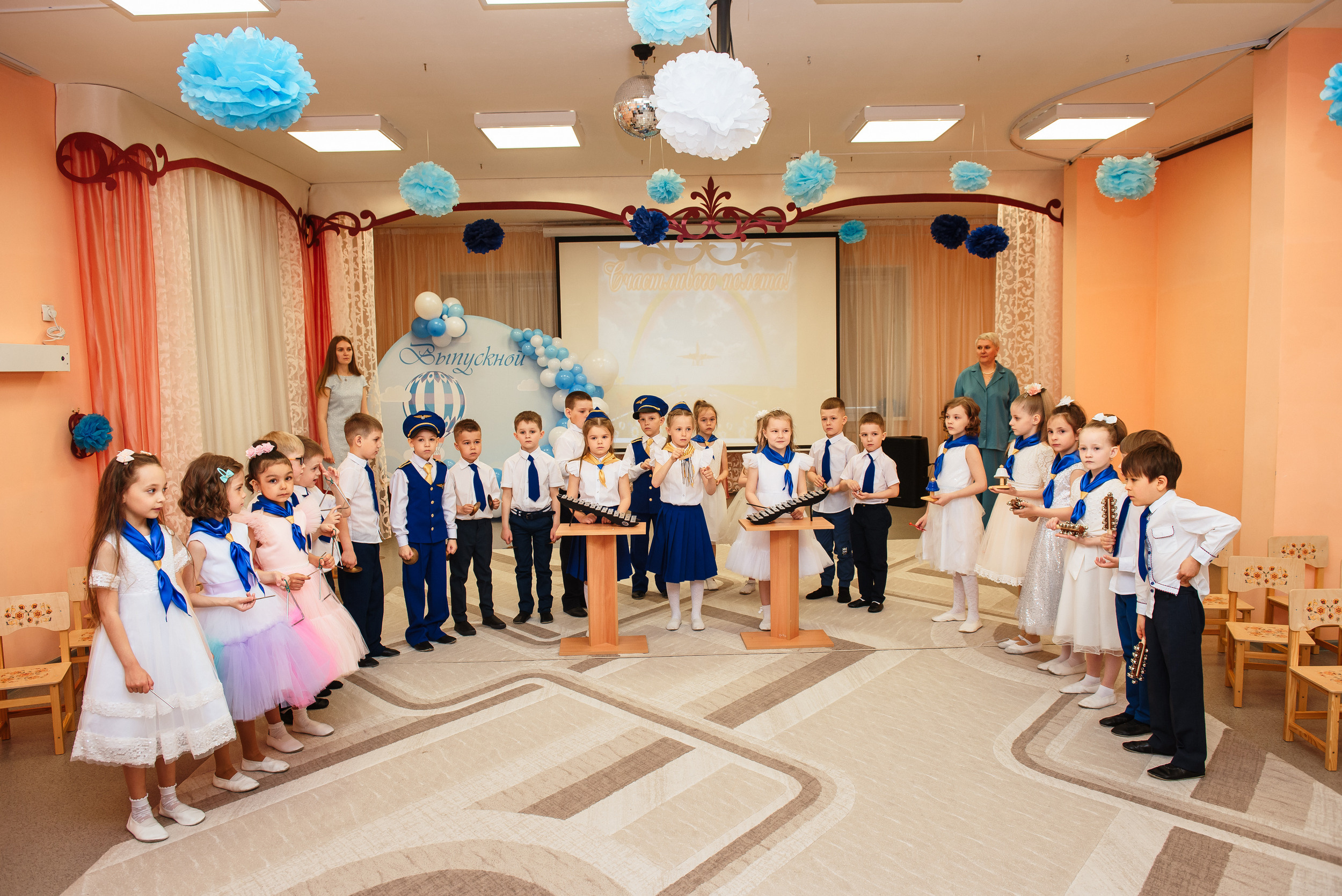 Выпускной в детсаду. Wedding and family photographer USA