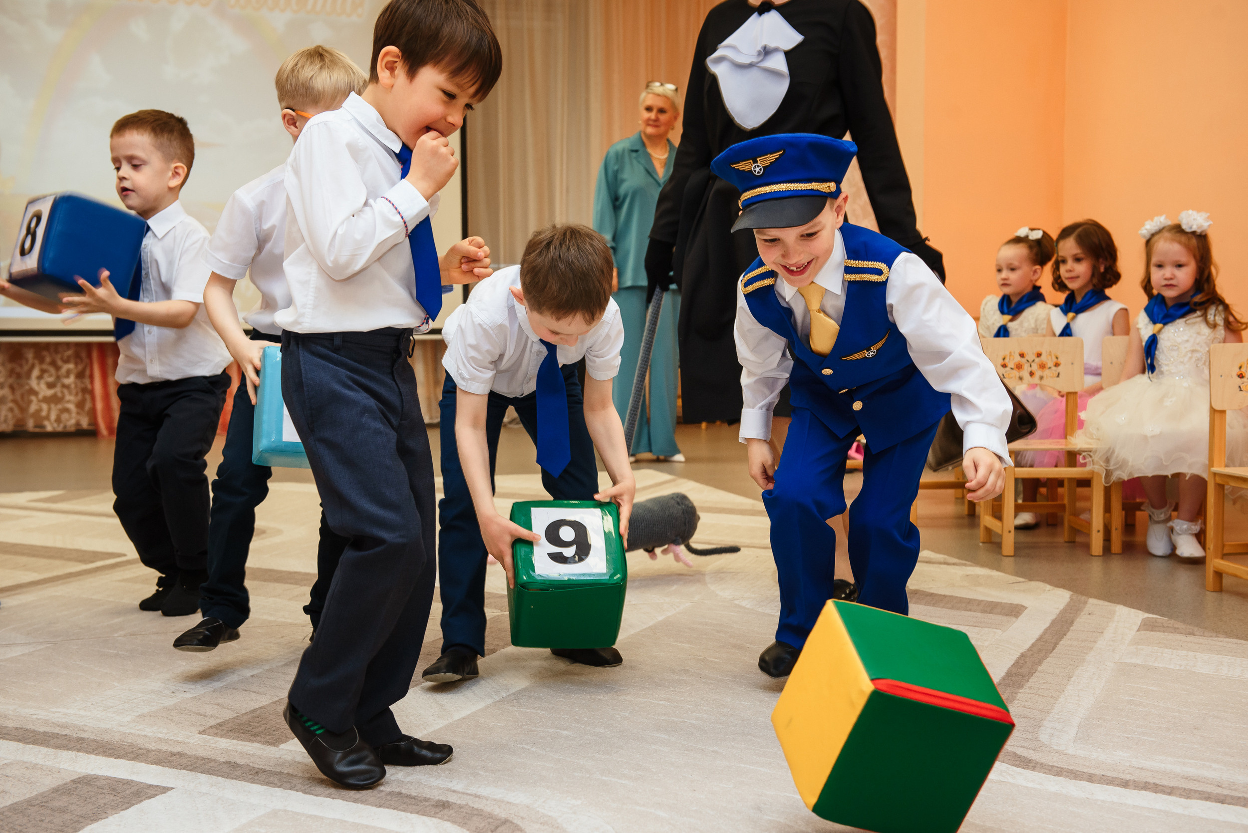 Выпускной в детсаду. Wedding and family photographer USA