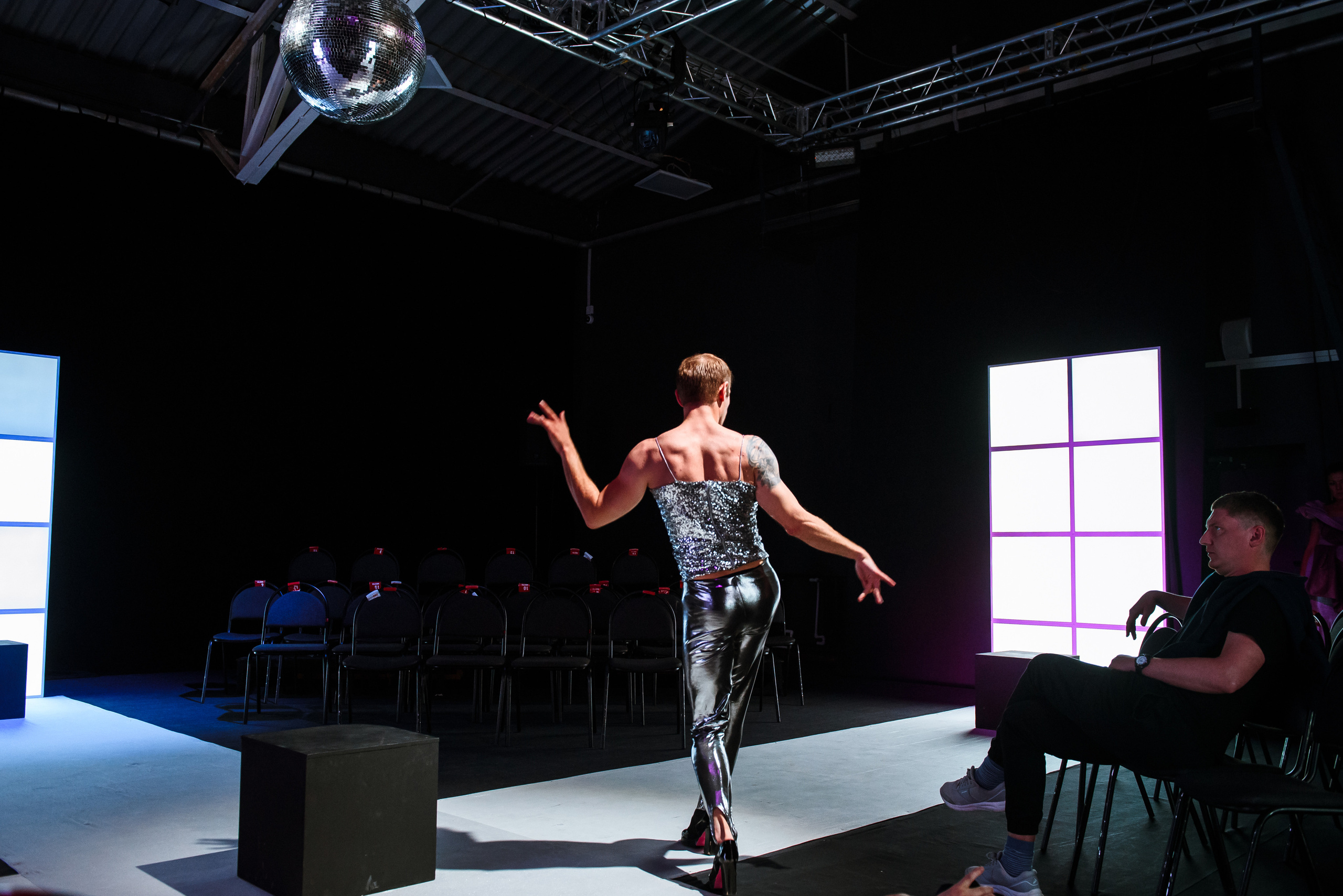 Спектакль «Я танцую как дебил». Wedding and family photographer USA