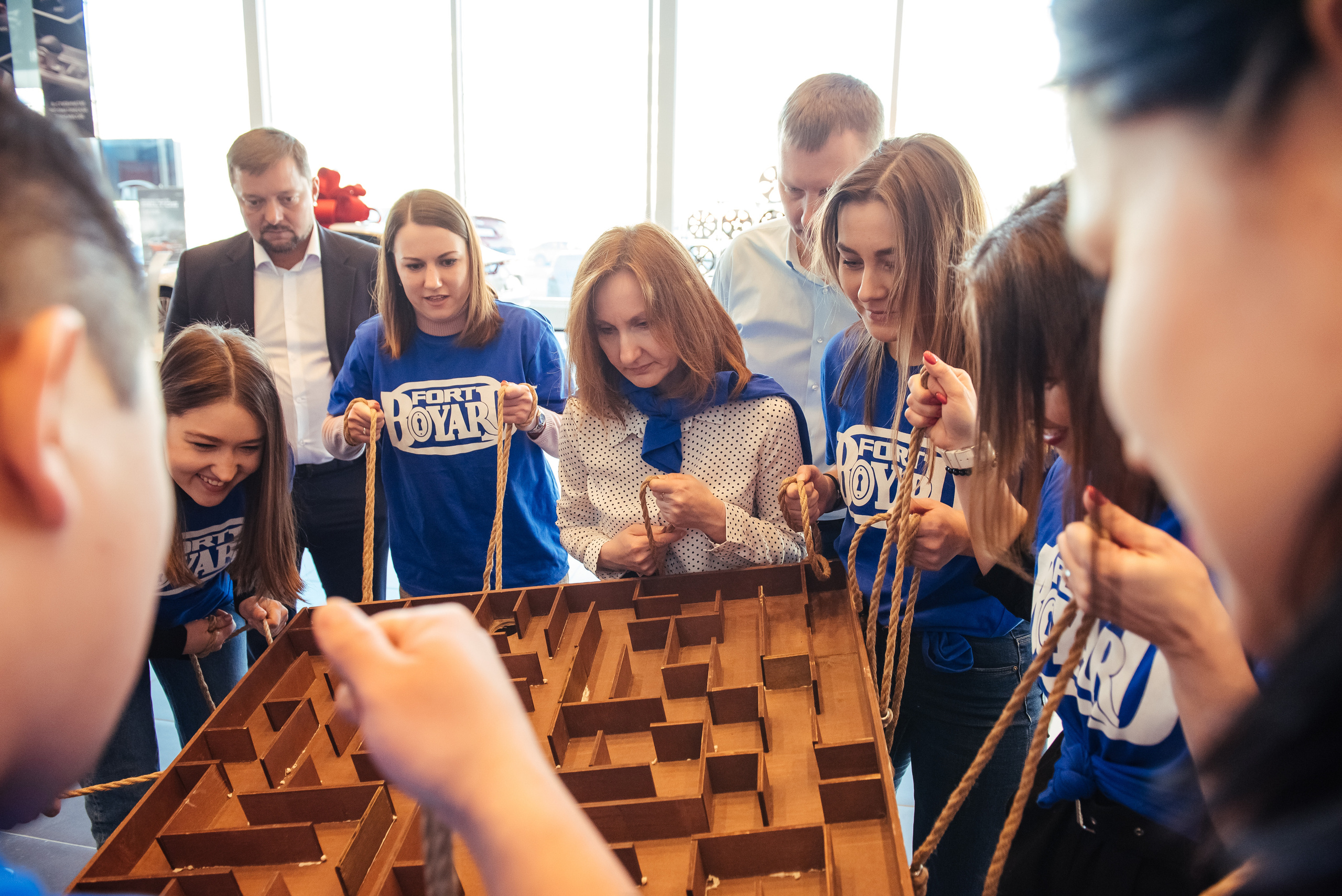 Фотосъемка репортажа с празднования 8 марта в KIA-центре, Челябинск. Свадебный и просто хороший фотограф в Челябинске