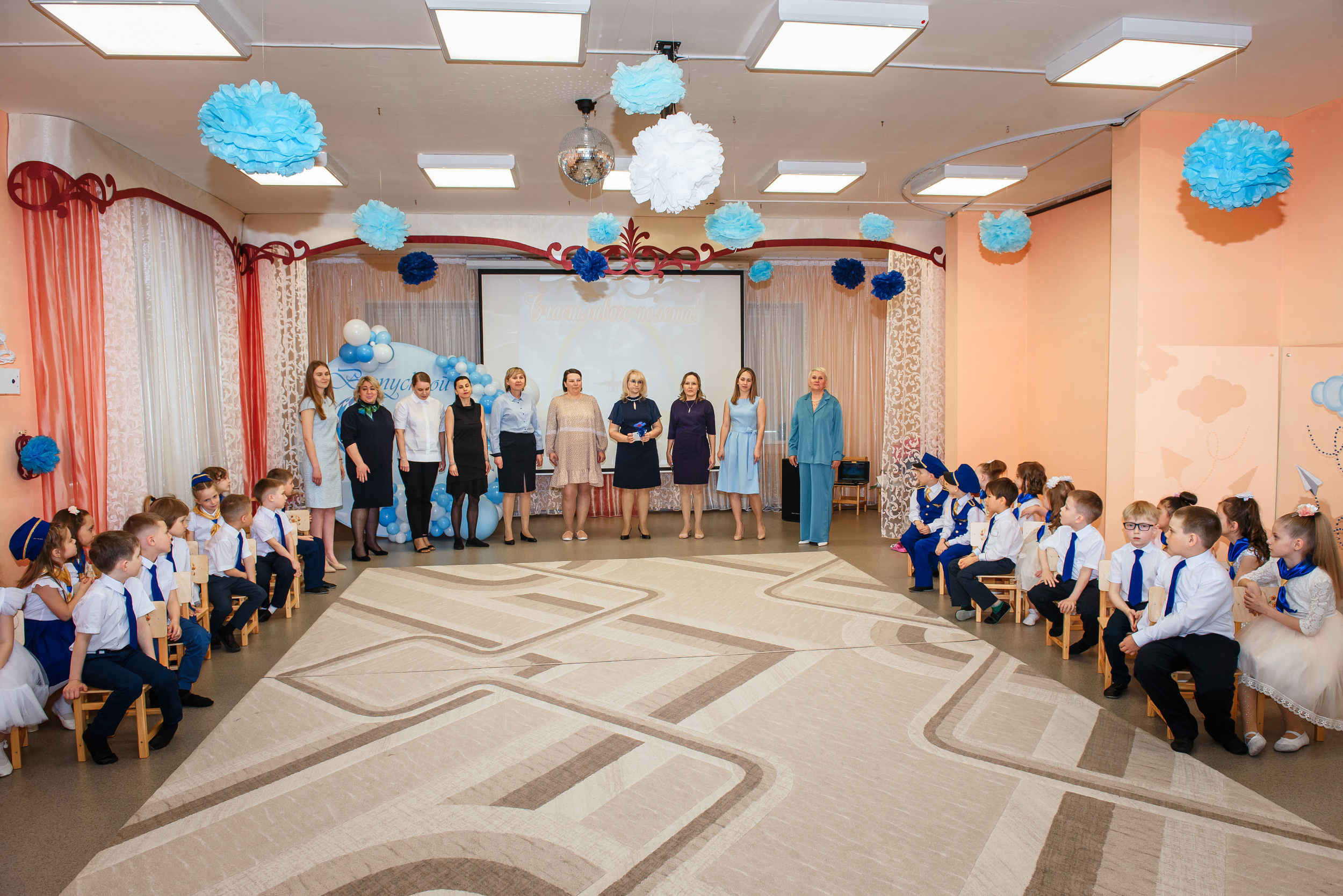 Выпускной в детсаду. Wedding and family photographer USA