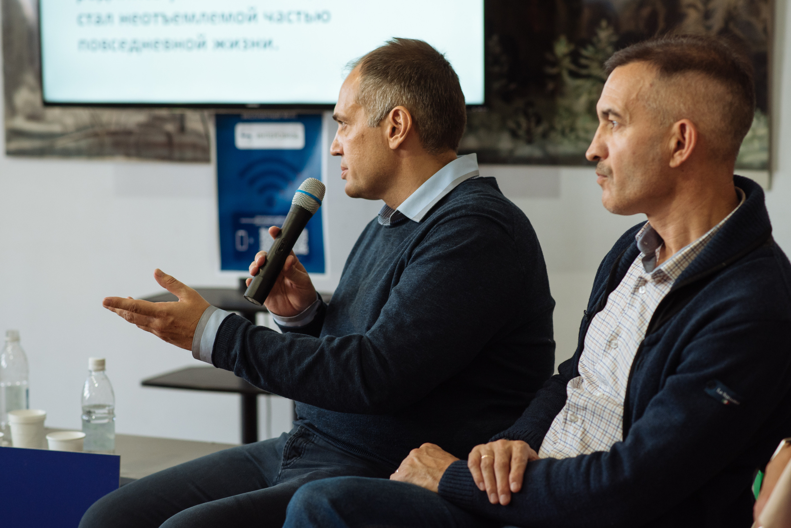 Южноуральская книжная выставка-ярмарка в Союзе Художников, Челябинск. Свадебный и просто хороший фотограф в Челябинске