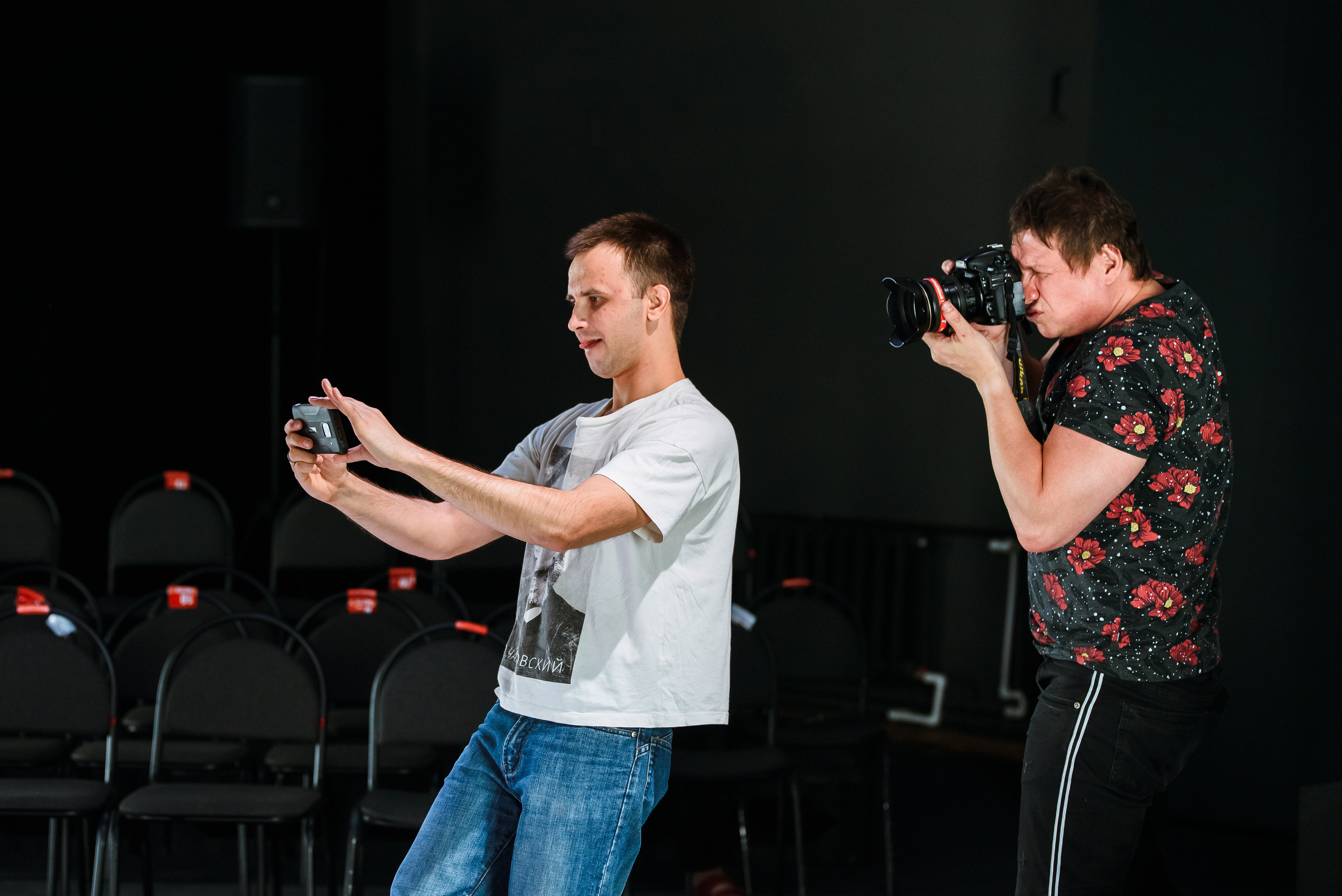 Спектакль «Я танцую как дебил». Wedding and family photographer USA