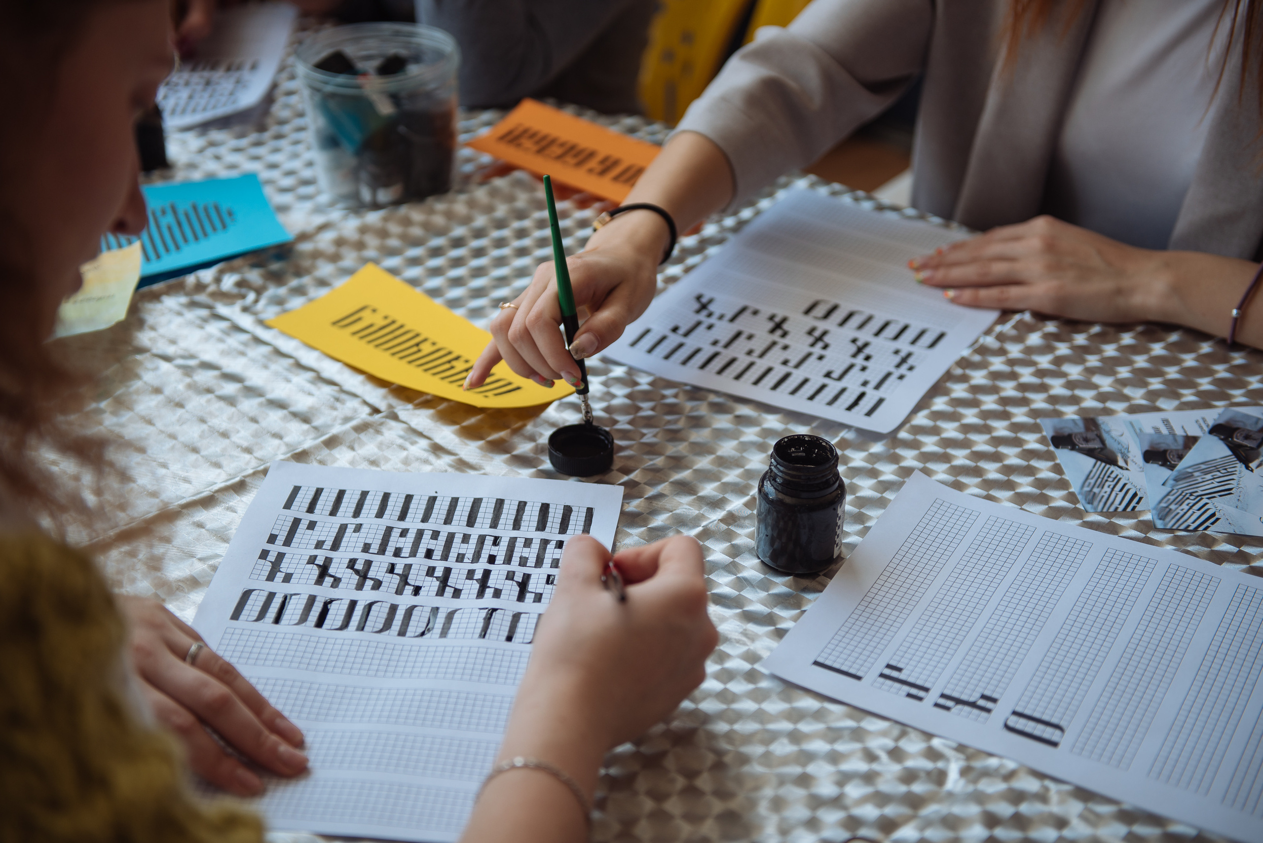 Южноуральская книжная выставка-ярмарка в Союзе Художников, Челябинск. Свадебный и просто хороший фотограф в Челябинске