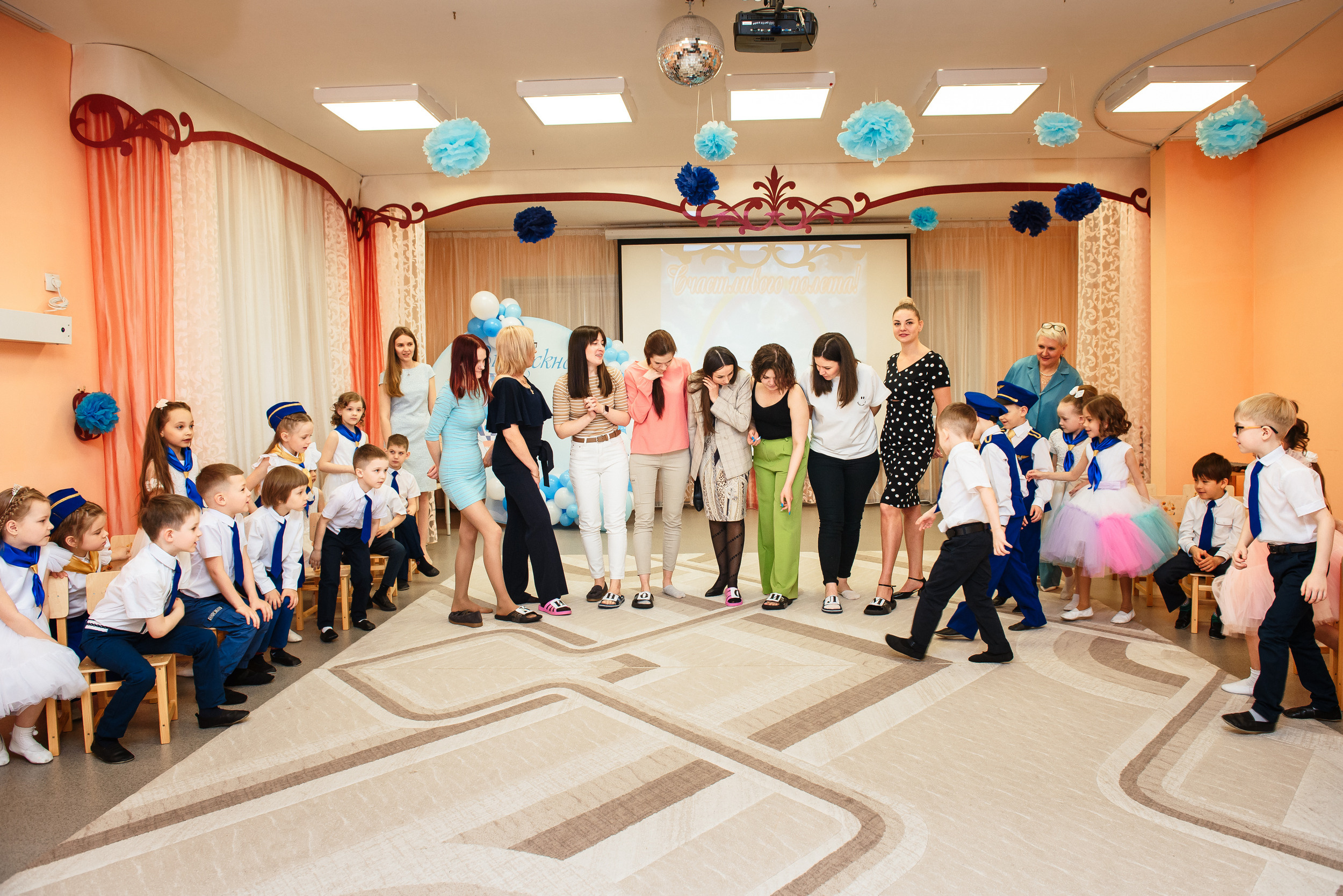 Выпускной в детсаду. Wedding and family photographer USA