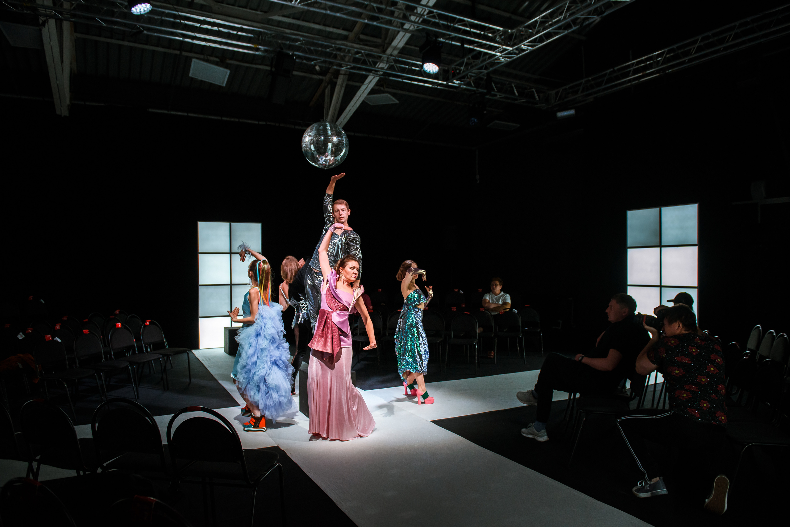 Спектакль «Я танцую как дебил». Wedding and family photographer USA