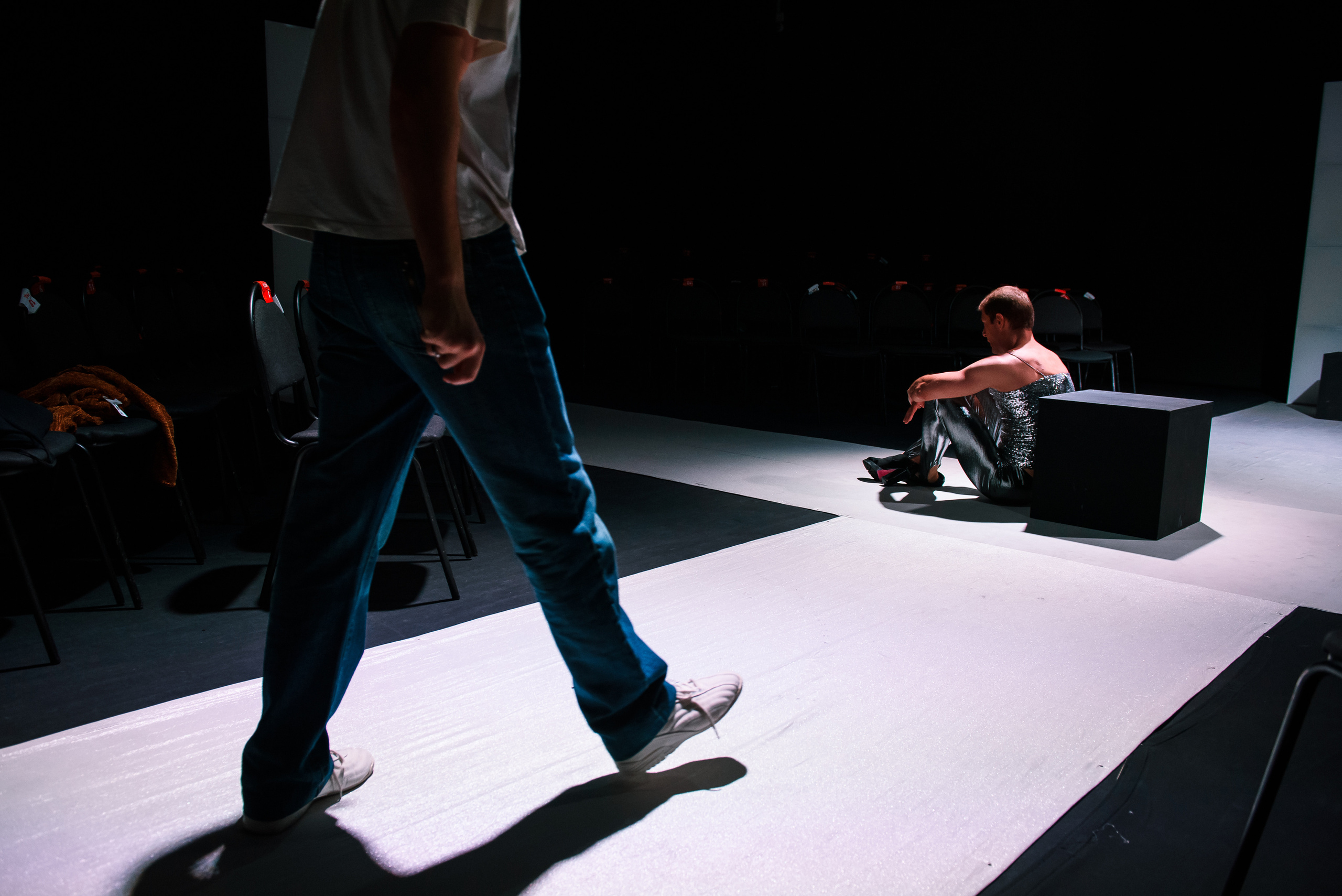 Спектакль «Я танцую как дебил». Wedding and family photographer USA