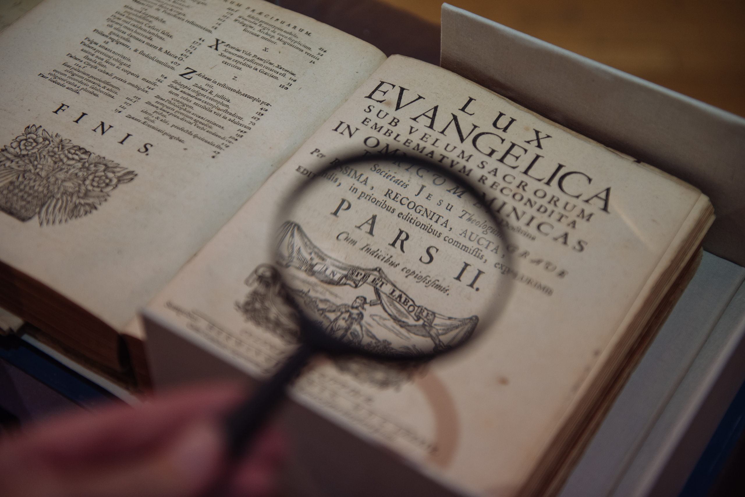 Южноуральская книжная выставка-ярмарка в Союзе Художников, Челябинск. Свадебный и просто хороший фотограф в Челябинске