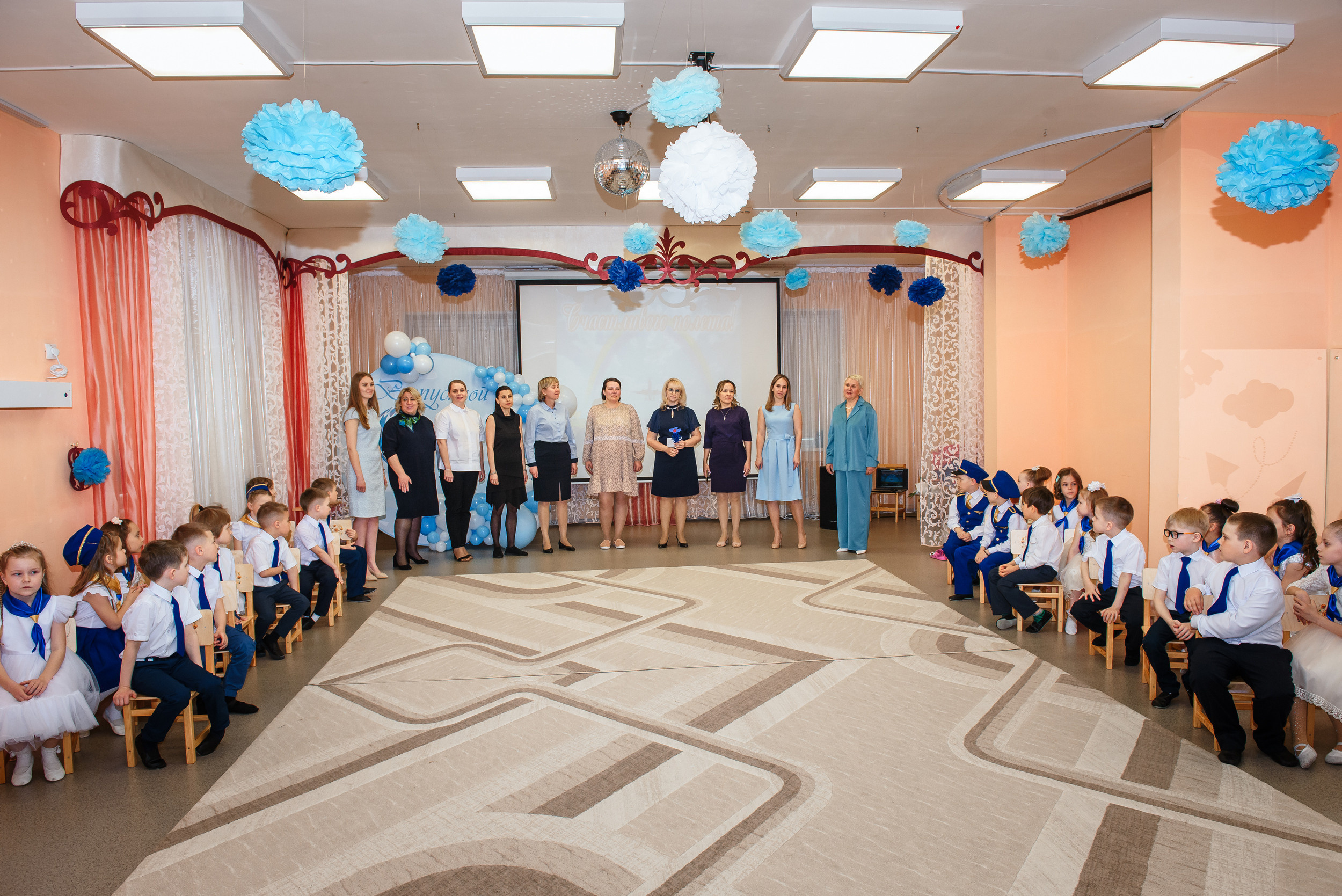 Выпускной в детсаду. Wedding and family photographer USA