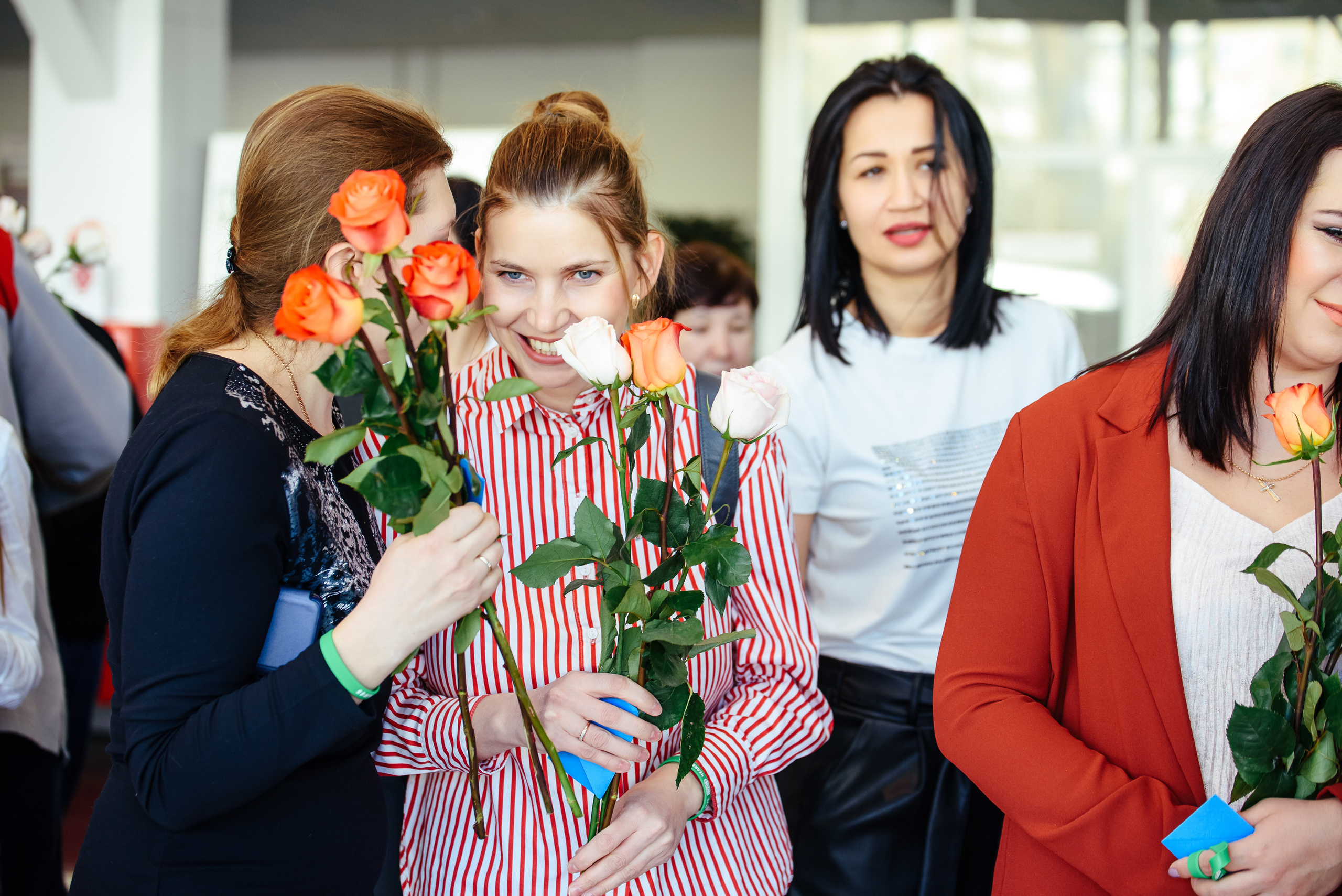 Фотосъемка репортажа с празднования 8 марта в KIA-центре, Челябинск. Свадебный и просто хороший фотограф в Челябинске