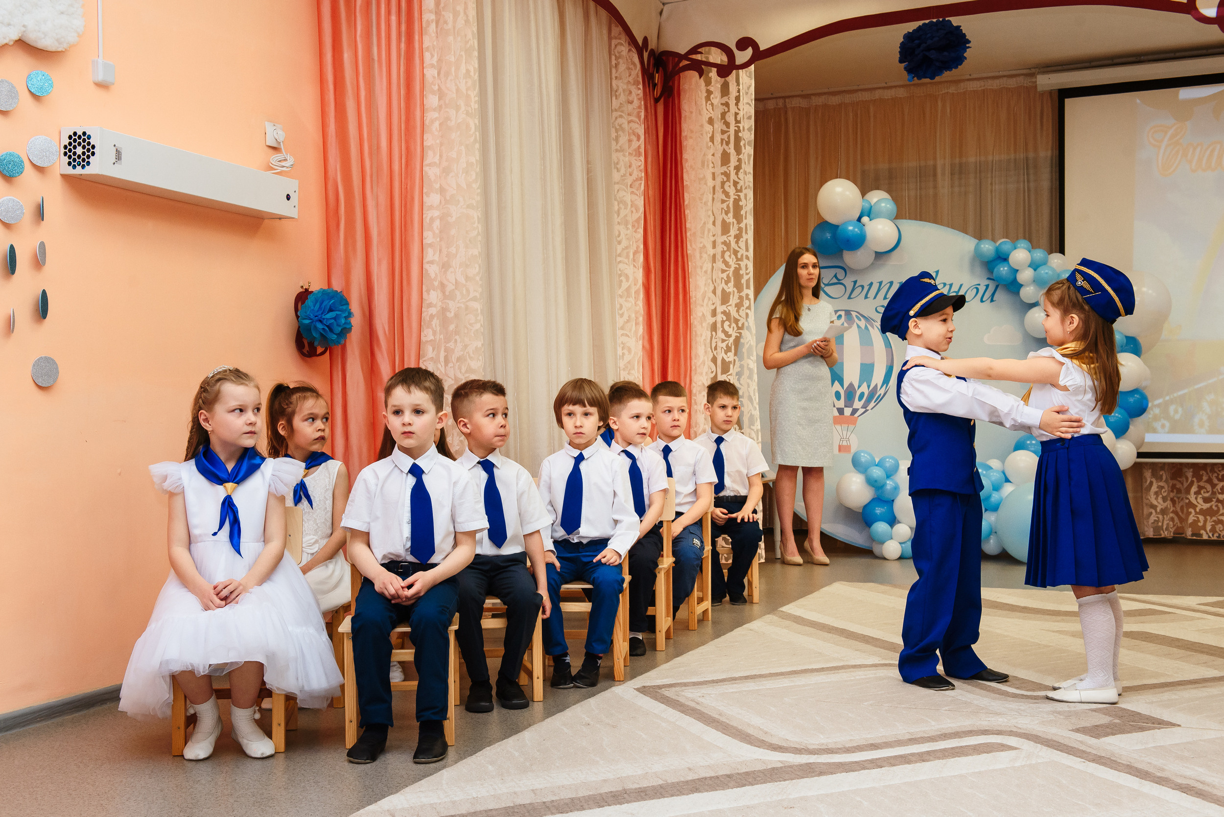 Выпускной в детсаду. Wedding and family photographer USA