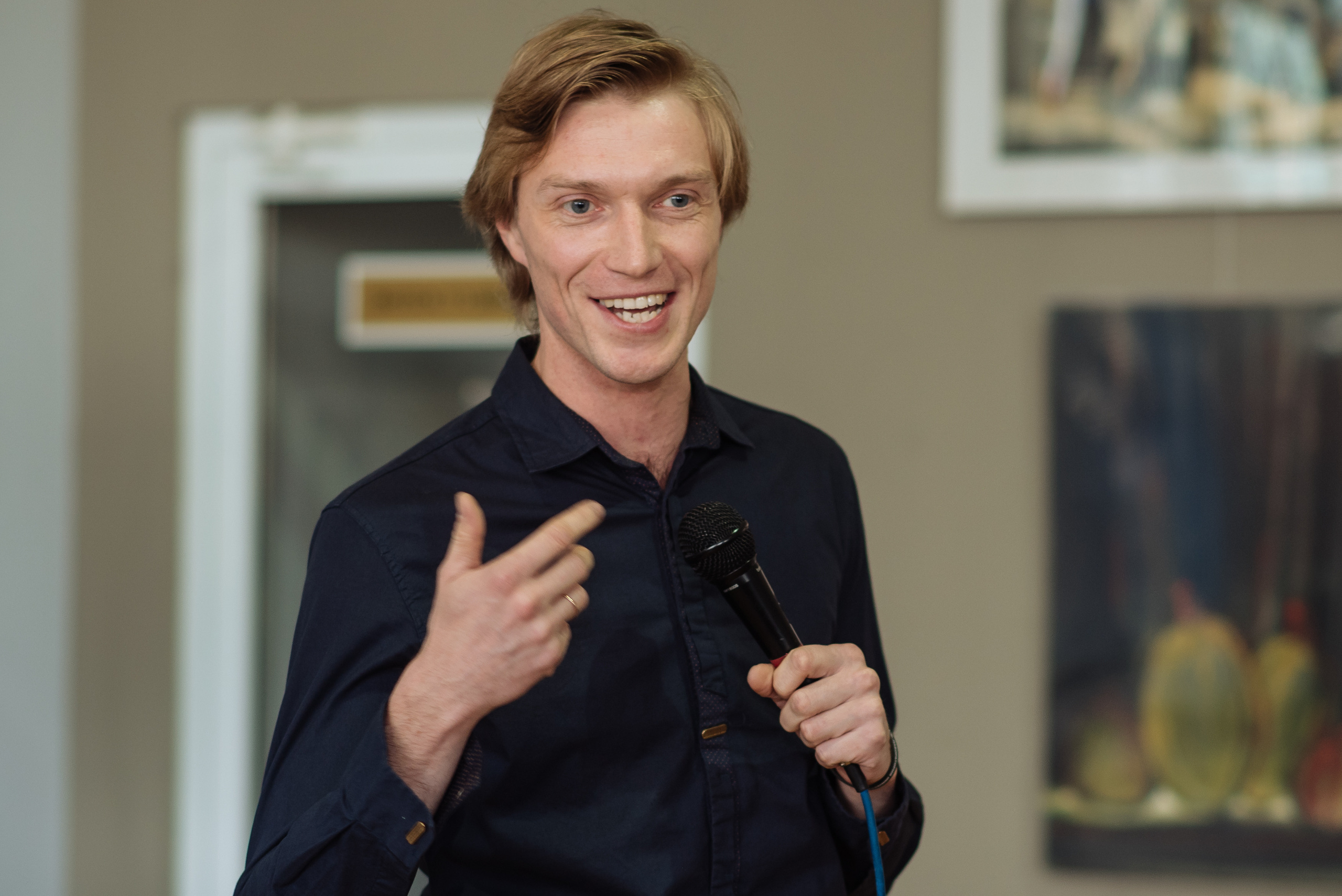 Южноуральская книжная выставка-ярмарка в Союзе Художников, Челябинск. Свадебный и просто хороший фотограф в Челябинске