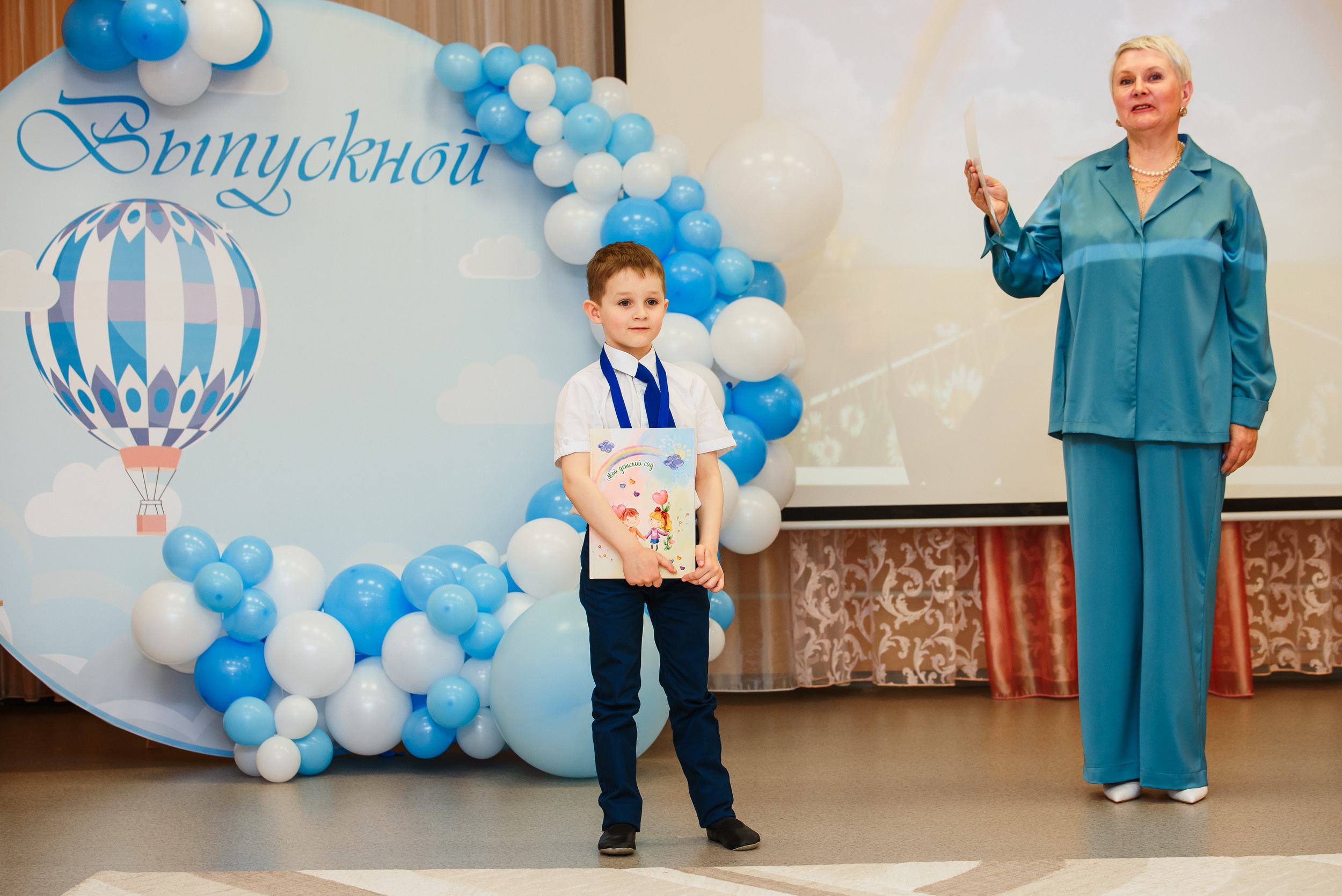 Выпускной в детсаду. Wedding and family photographer USA