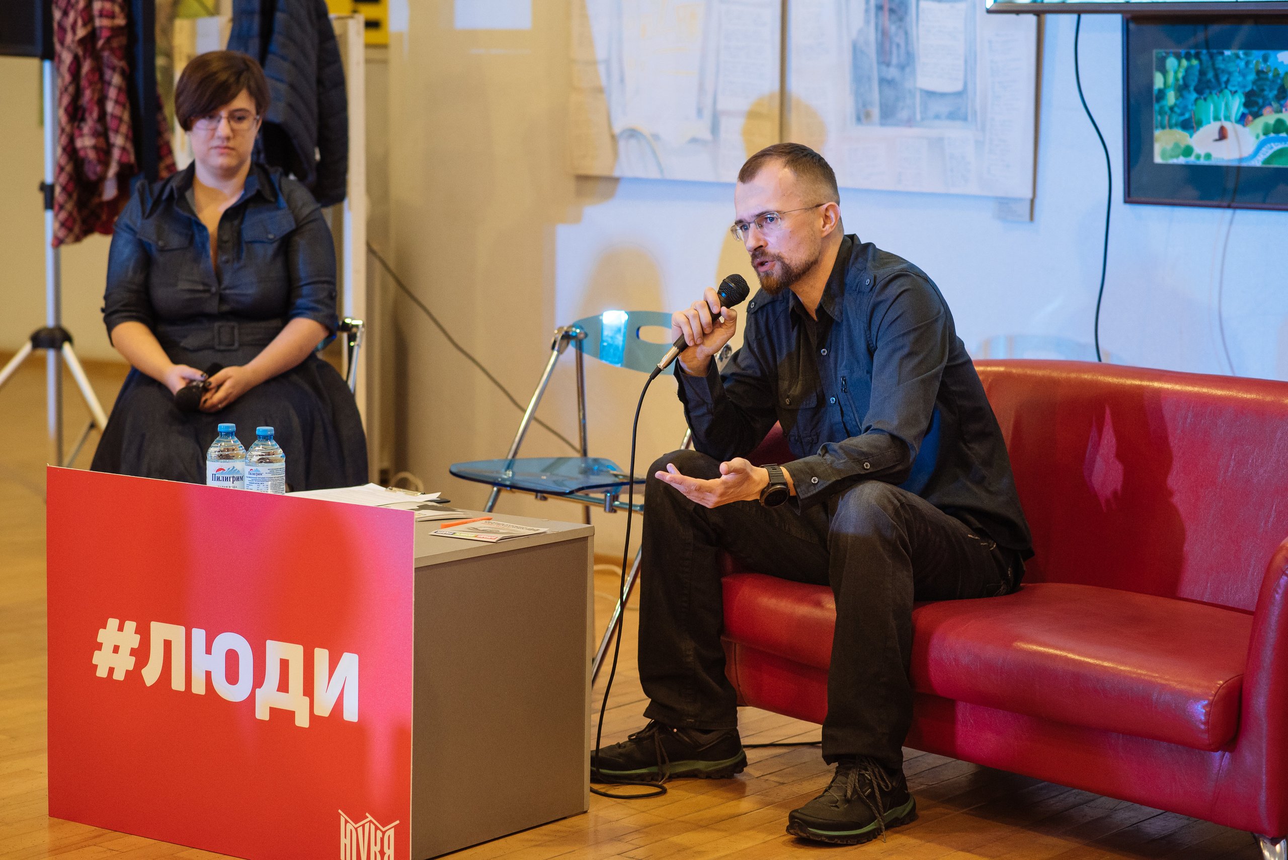 Южноуральская книжная выставка-ярмарка в Союзе Художников, Челябинск. Свадебный и просто хороший фотограф в Челябинске