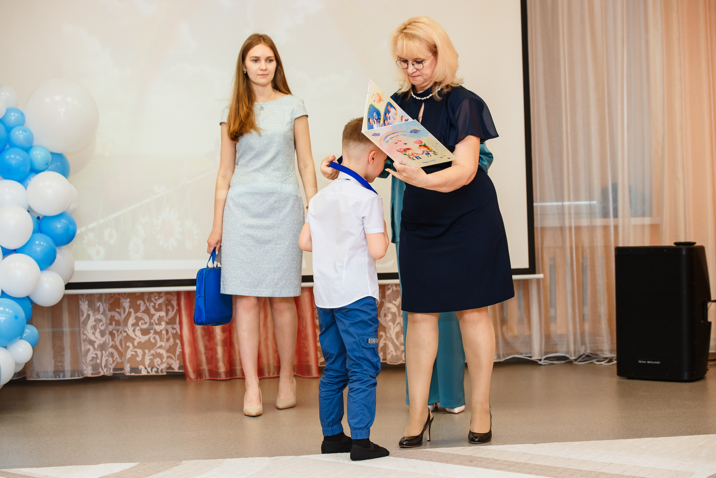 Выпускной в детсаду. Wedding and family photographer USA