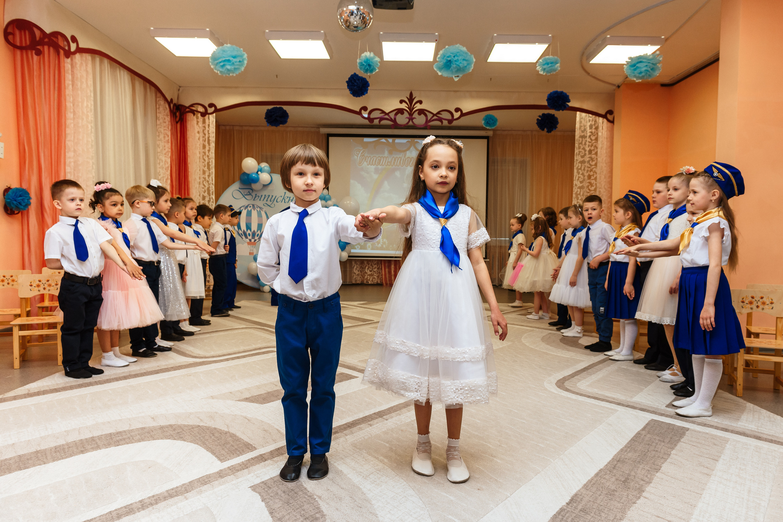 Выпускной в детсаду. Wedding and family photographer USA