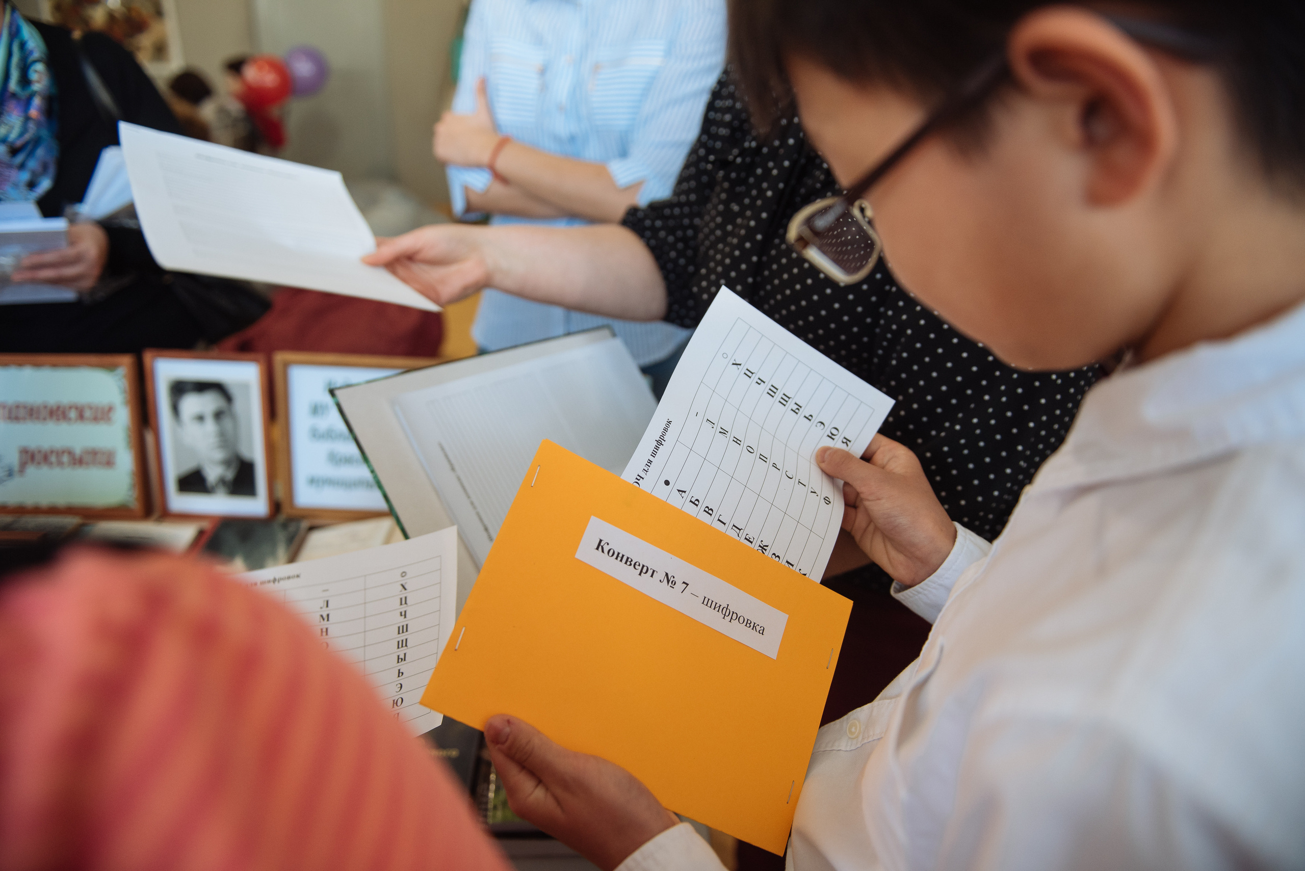 Южноуральская книжная выставка-ярмарка в Союзе Художников, Челябинск. Свадебный и просто хороший фотограф в Челябинске