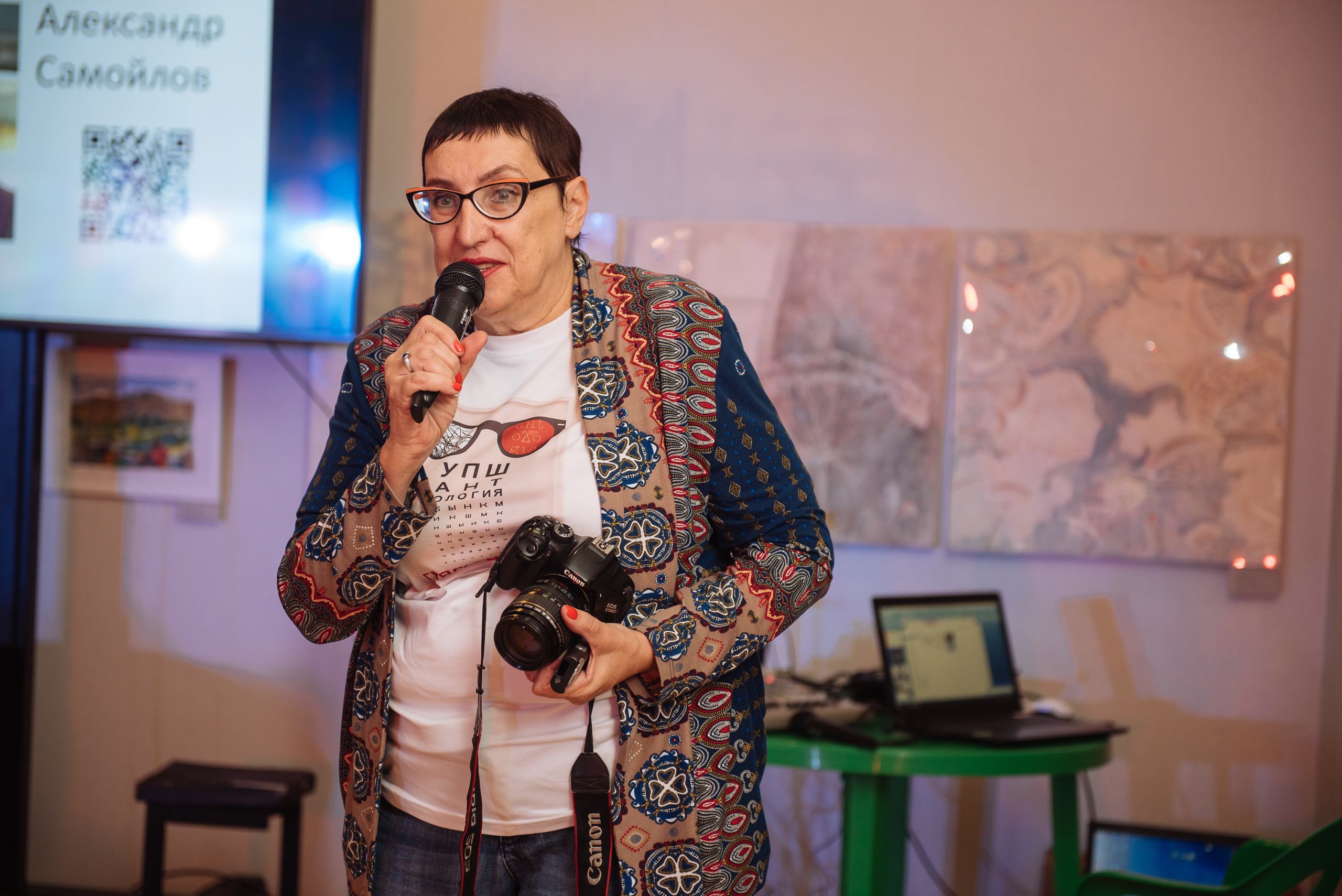 Южноуральская книжная выставка-ярмарка в Союзе Художников, Челябинск. Свадебный и просто хороший фотограф в Челябинске