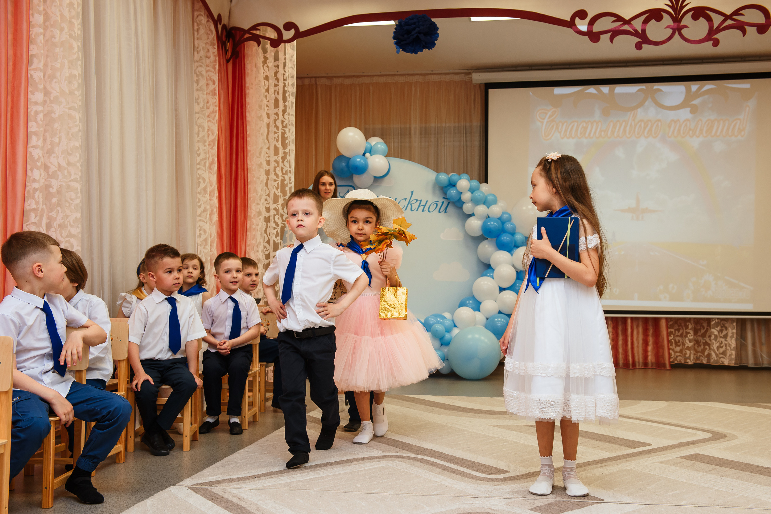 Выпускной в детсаду. Wedding and family photographer USA