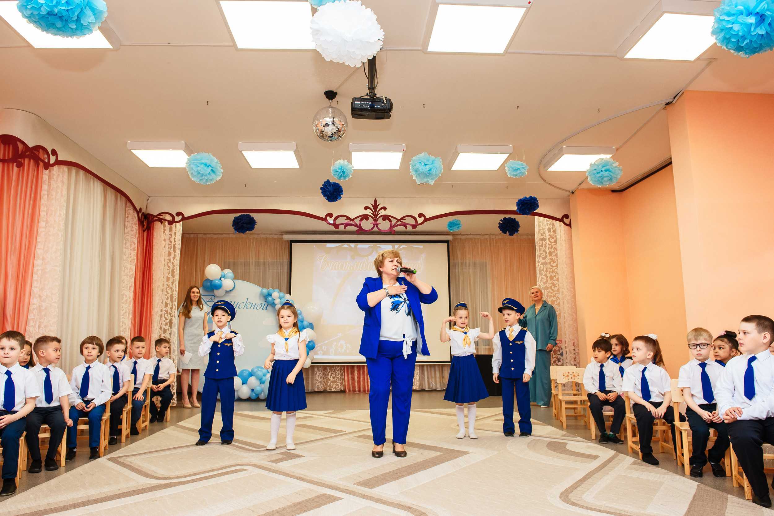 Выпускной в детсаду. Wedding and family photographer USA