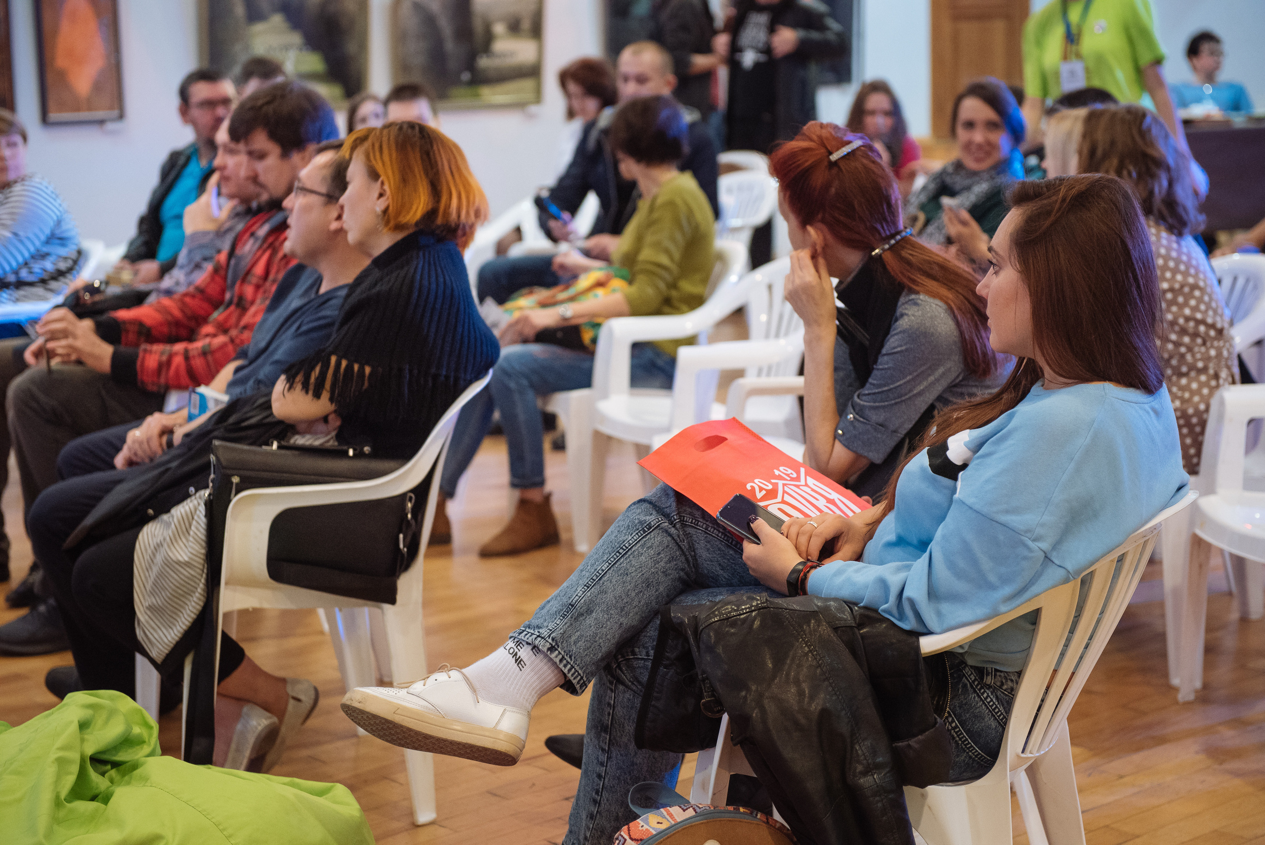 Южноуральская книжная выставка-ярмарка в Союзе Художников, Челябинск. Свадебный и просто хороший фотограф в Челябинске