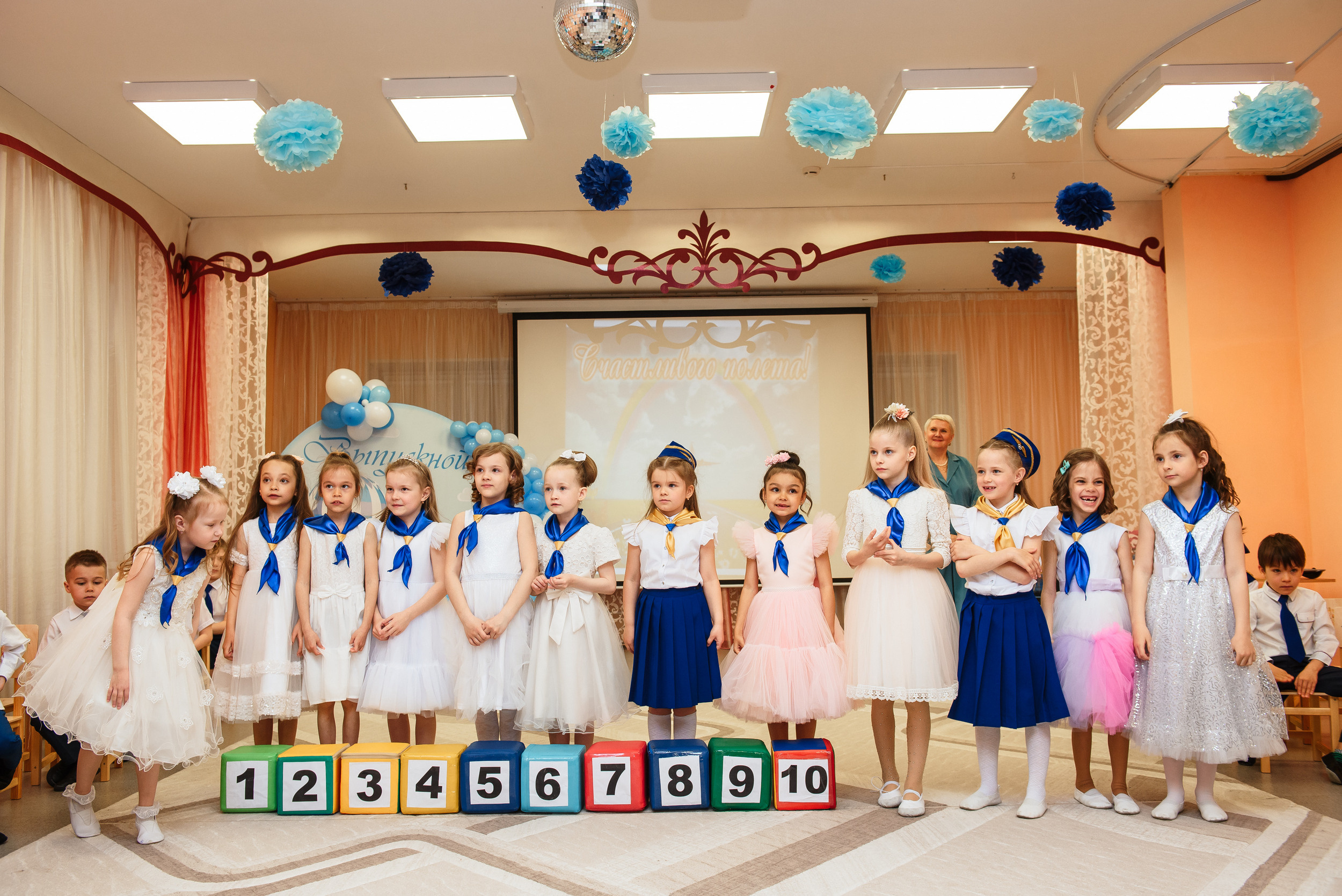 Выпускной в детсаду. Wedding and family photographer USA