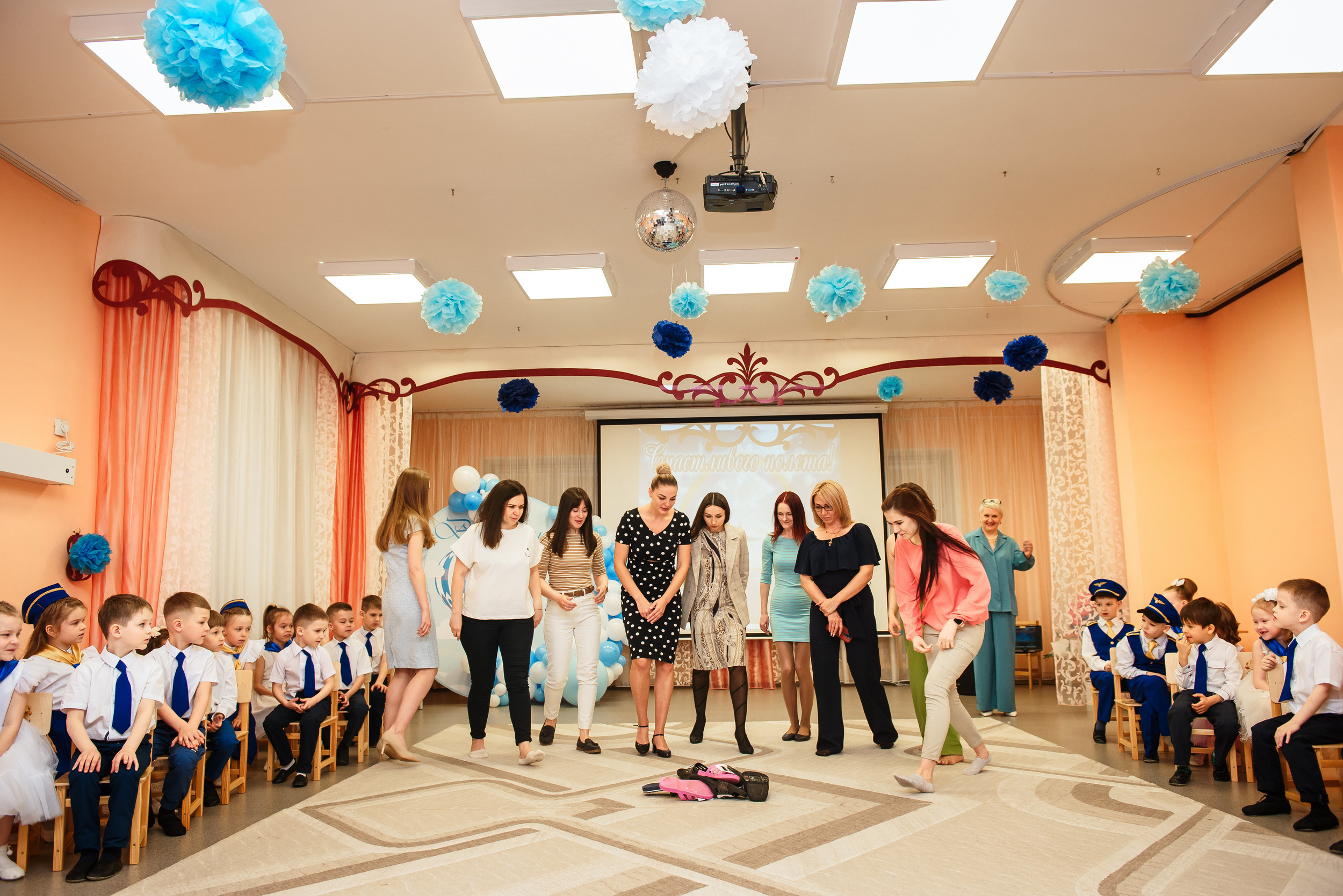 Выпускной в детсаду. Wedding and family photographer USA