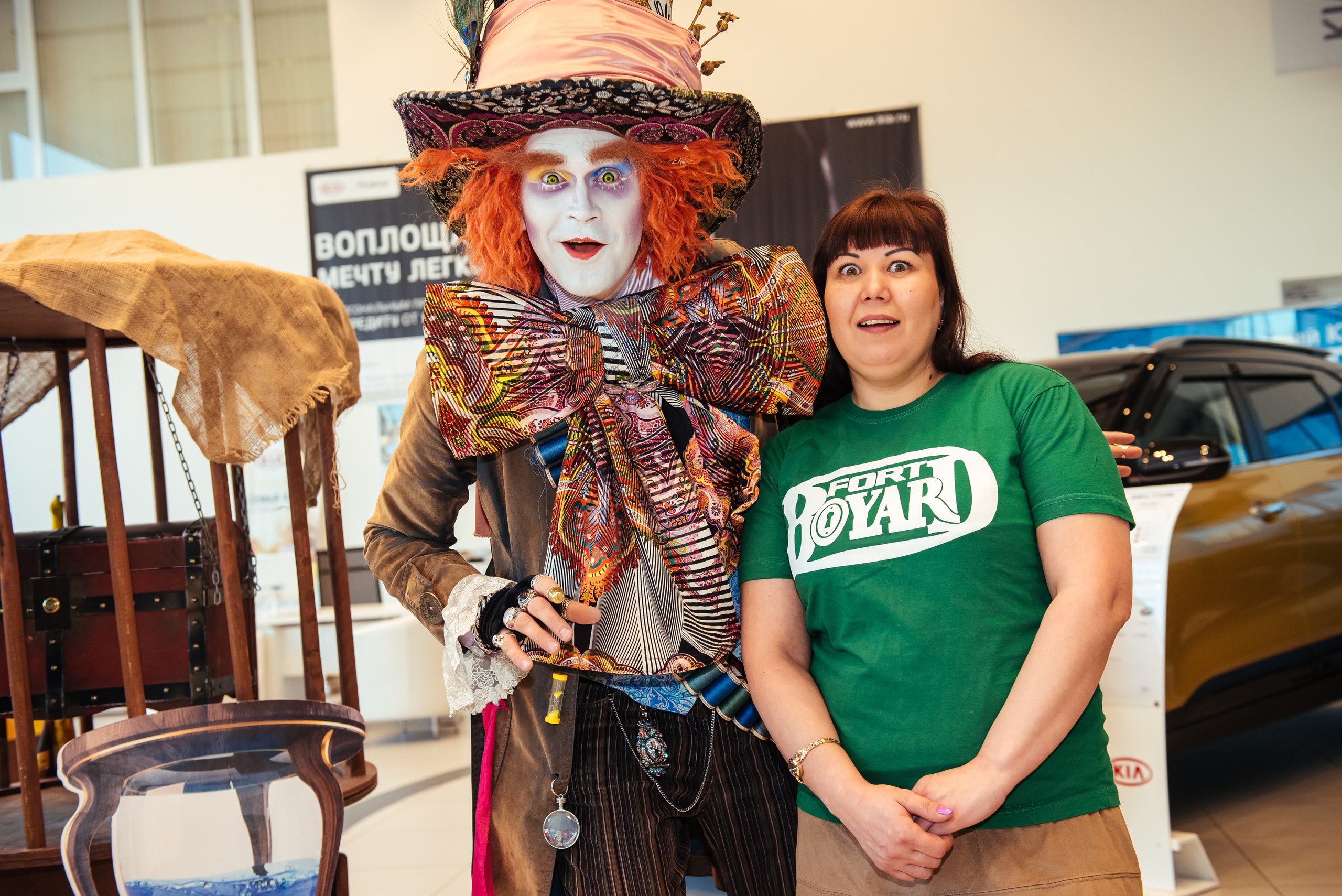 Фотосъемка репортажа с празднования 8 марта в KIA-центре, Челябинск. Свадебный и просто хороший фотограф в Челябинске