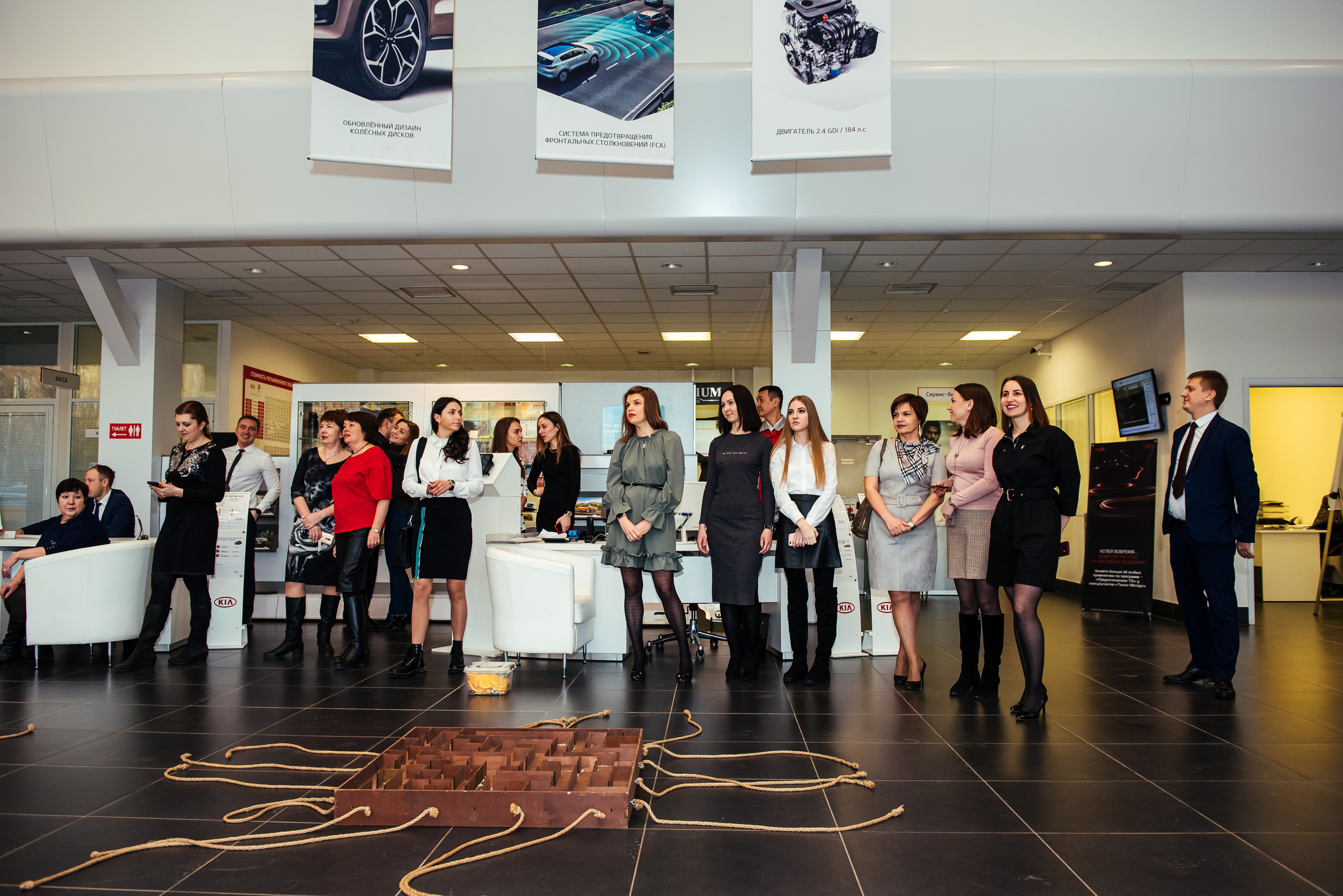 Фотосъемка репортажа с празднования 8 марта в KIA-центре, Челябинск. Свадебный и просто хороший фотограф в Челябинске