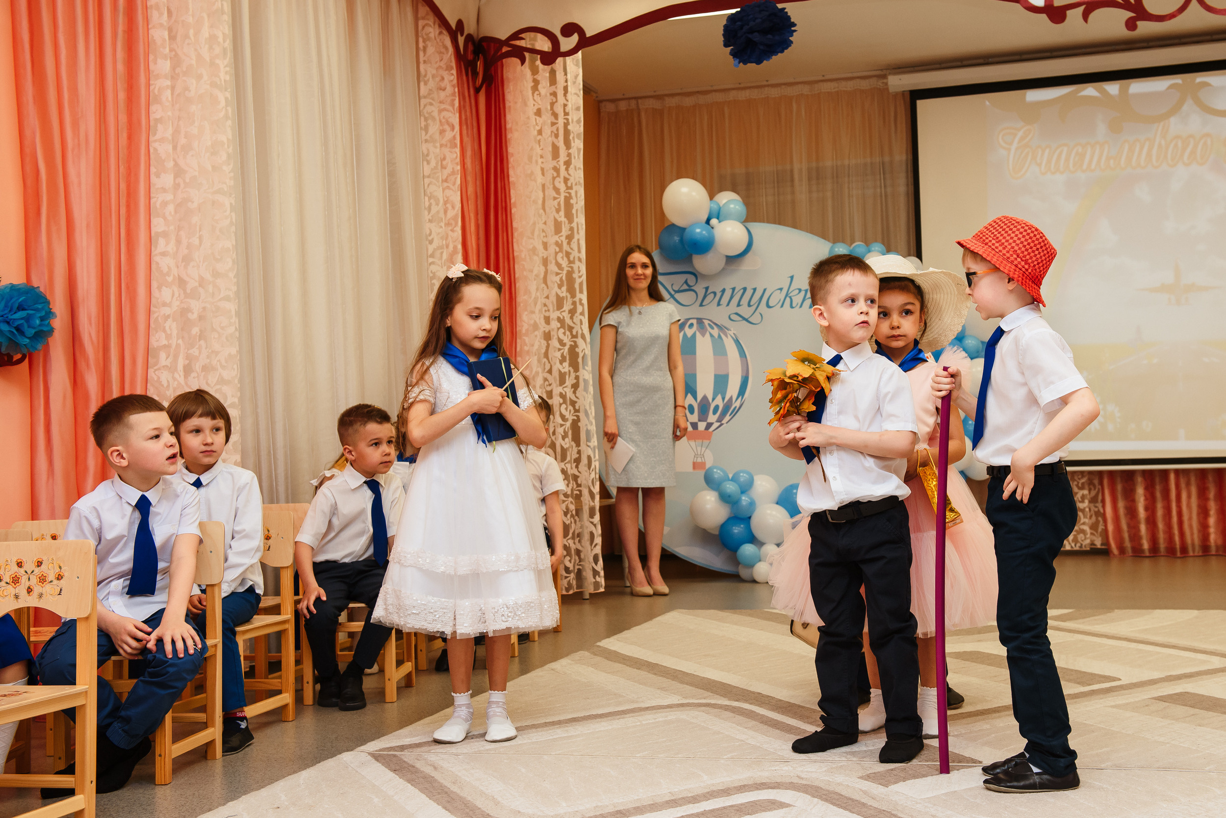 Выпускной в детсаду. Wedding and family photographer USA
