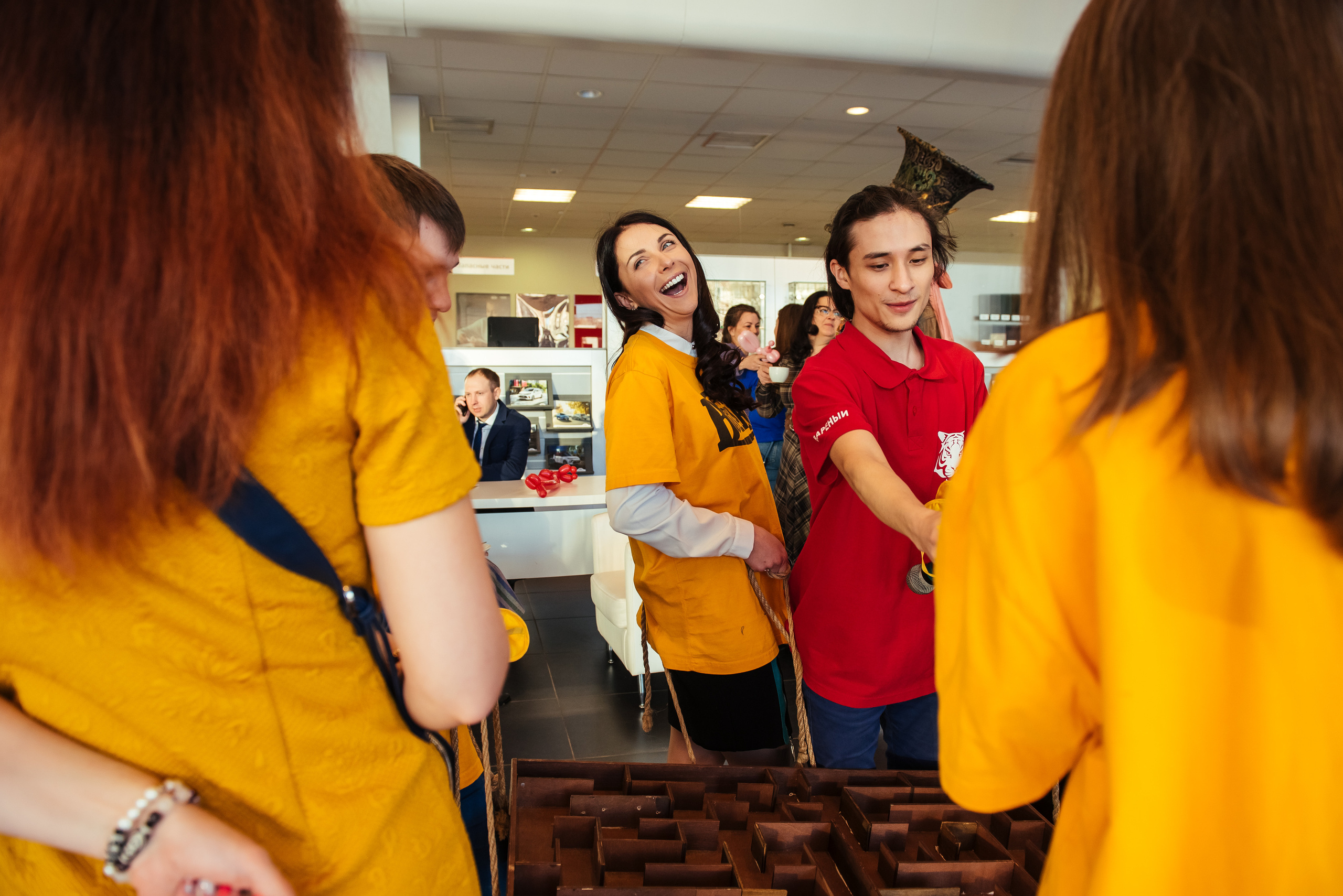 Фотосъемка репортажа с празднования 8 марта в KIA-центре, Челябинск. Свадебный и просто хороший фотограф в Челябинске
