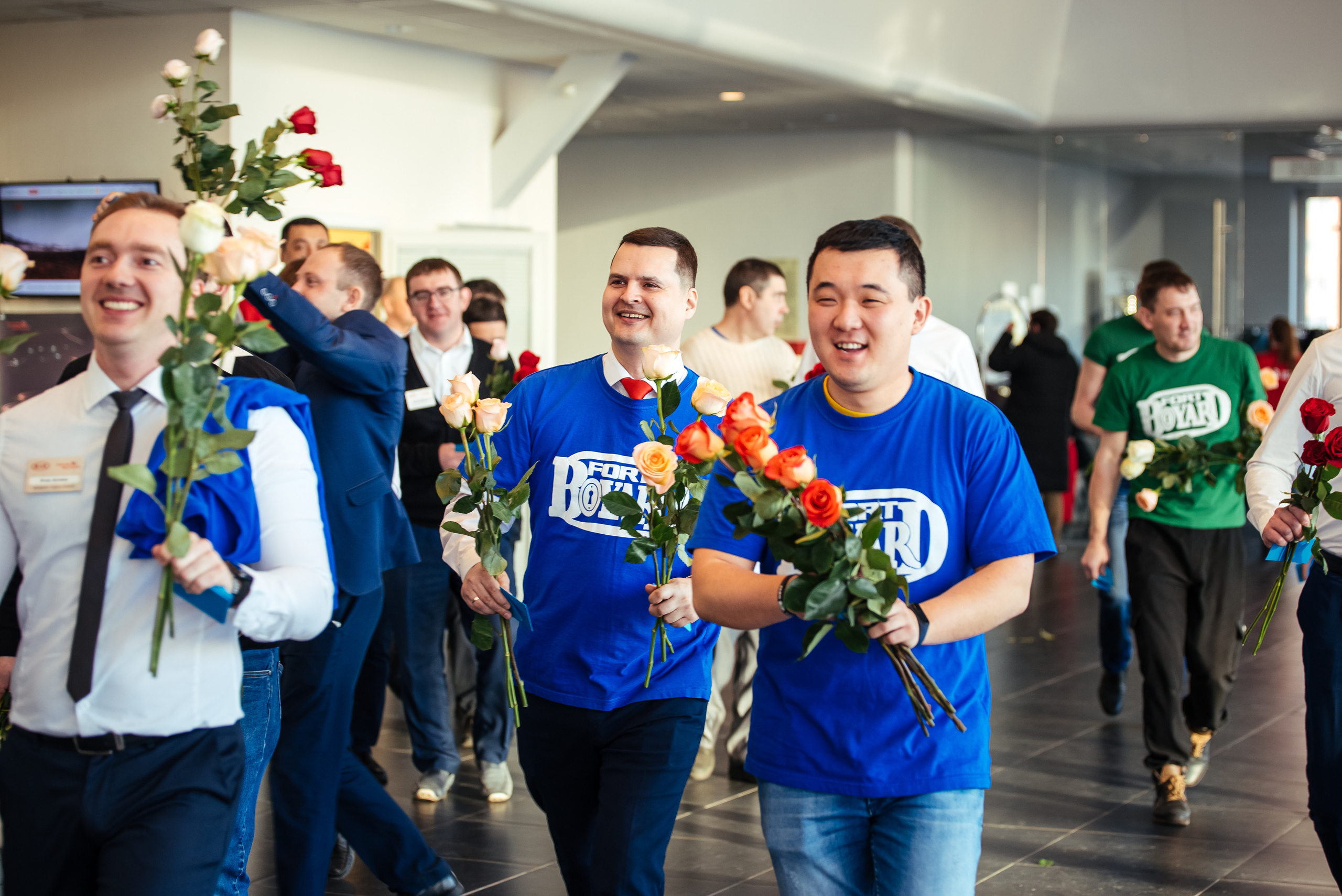 Фотосъемка репортажа с празднования 8 марта в KIA-центре, Челябинск. Свадебный и просто хороший фотограф в Челябинске