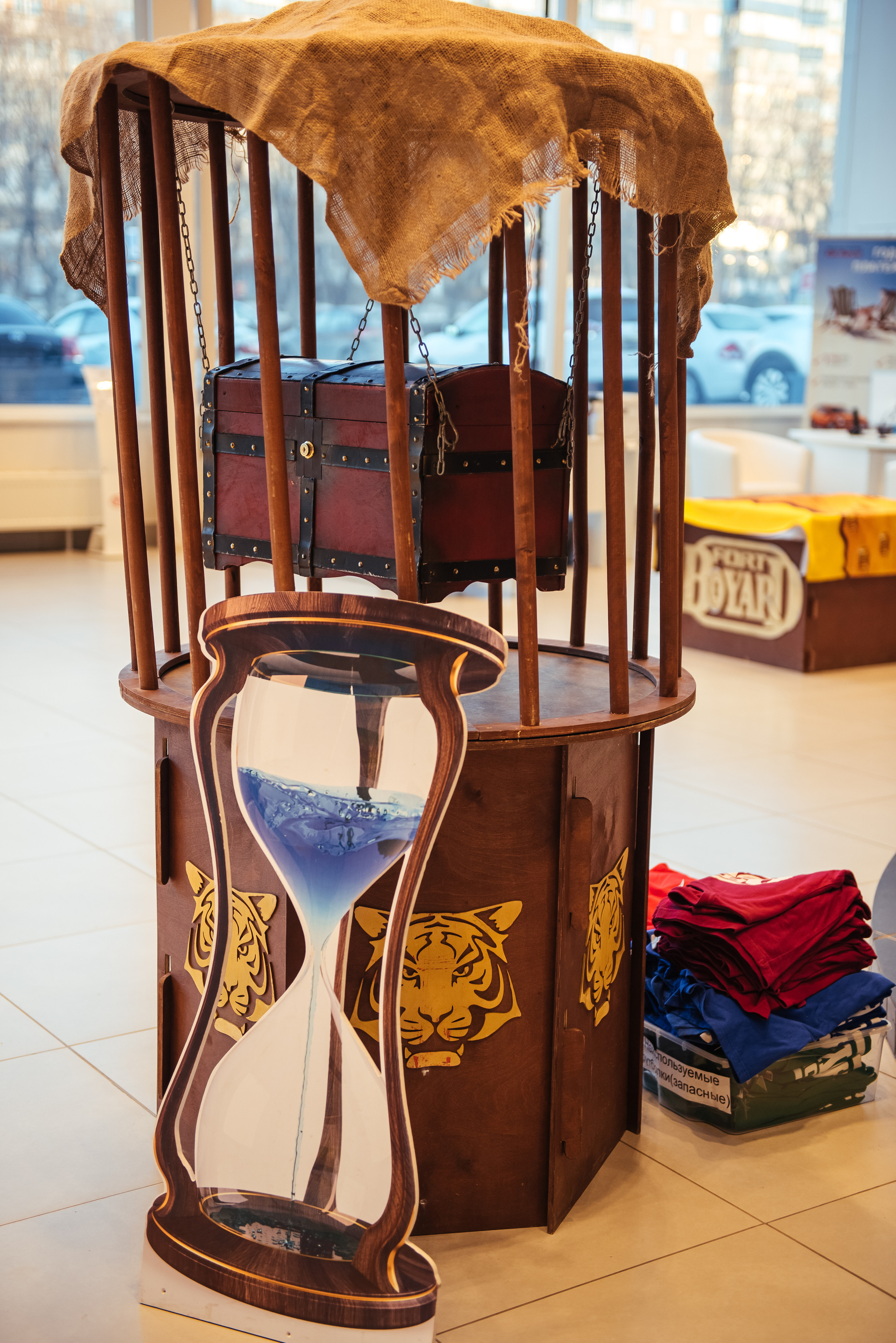 Фотосъемка репортажа с празднования 8 марта в KIA-центре, Челябинск. Свадебный и просто хороший фотограф в Челябинске