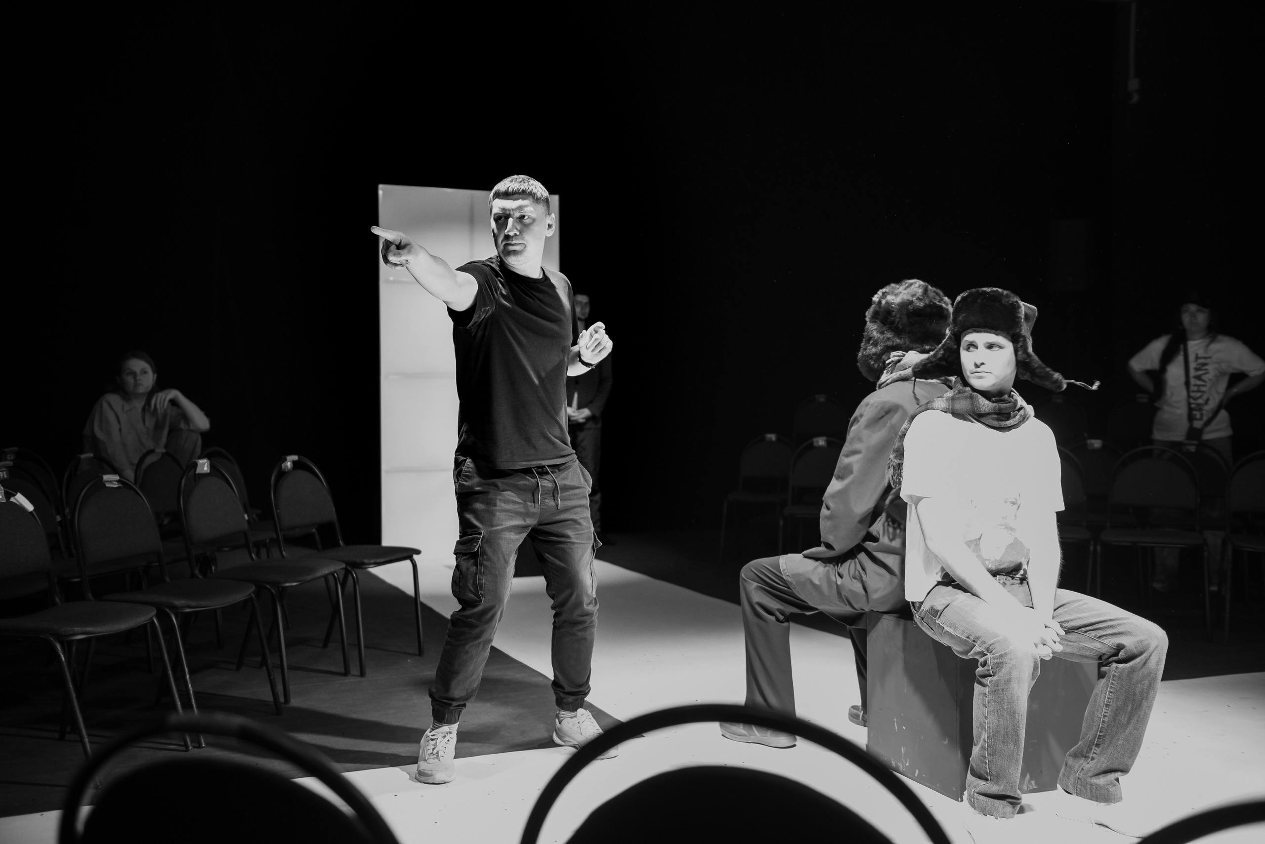 Спектакль «Я танцую как дебил». Wedding and family photographer USA