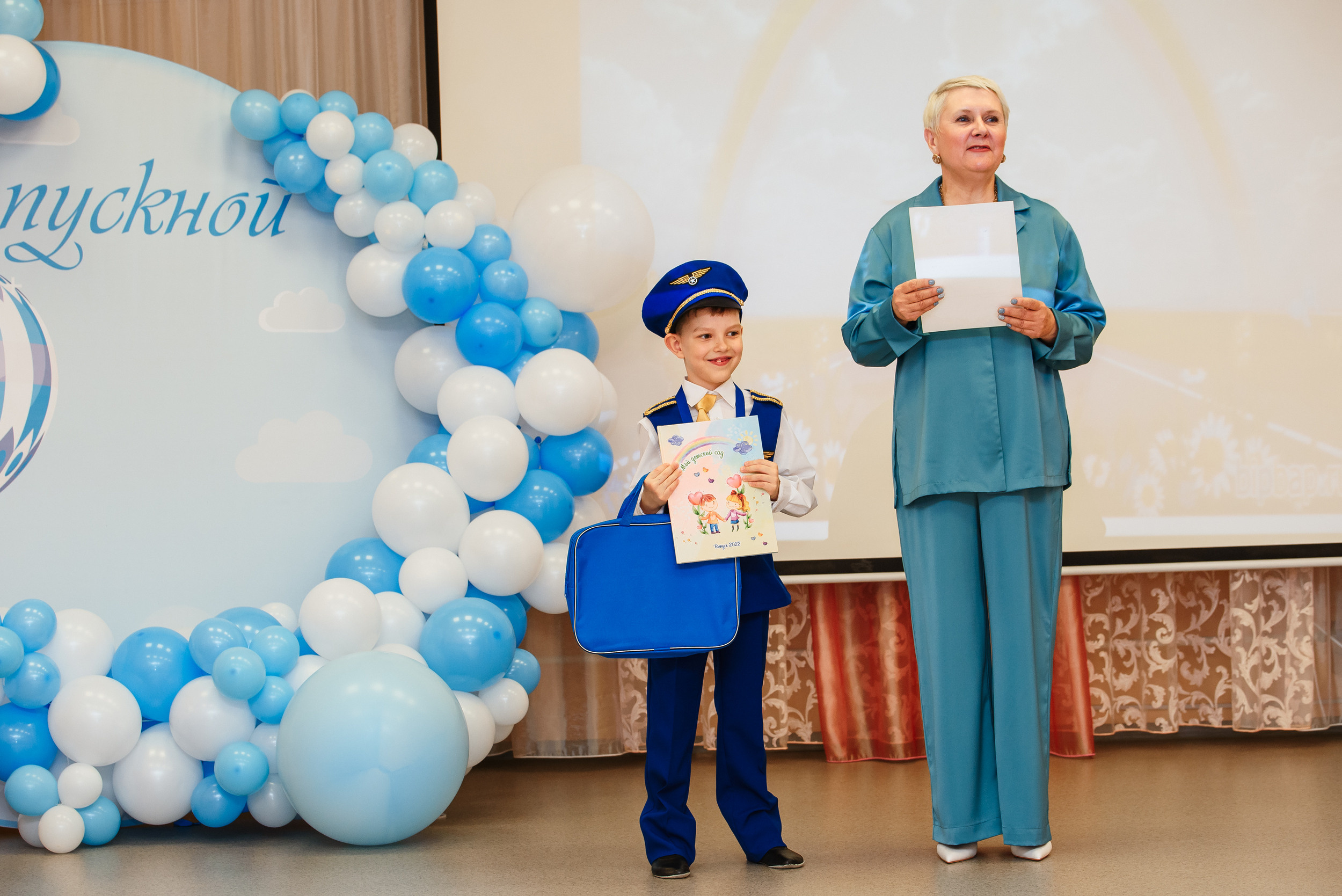 Выпускной в детсаду. Wedding and family photographer USA