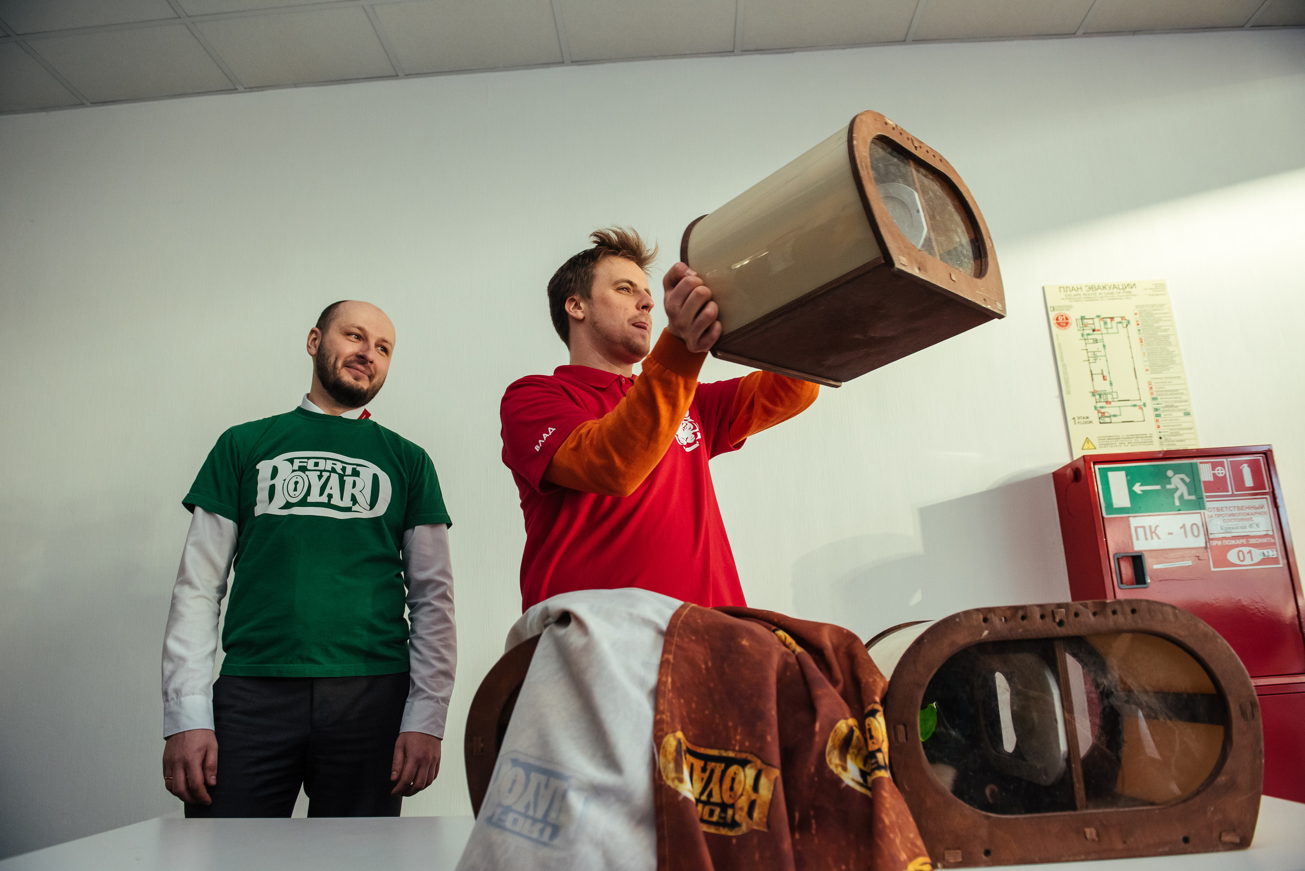 Фотосъемка репортажа с празднования 8 марта в KIA-центре, Челябинск. Свадебный и просто хороший фотограф в Челябинске