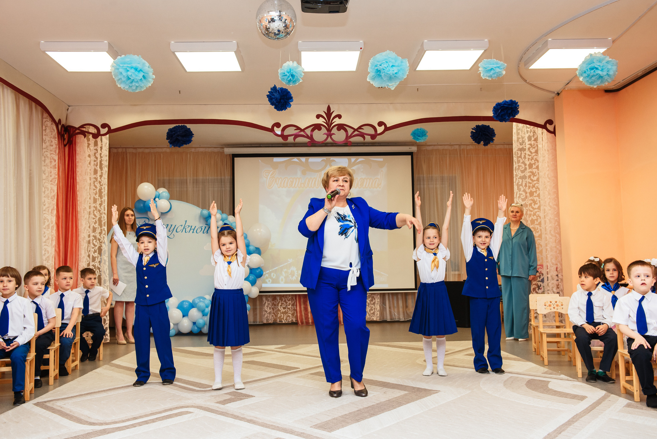 Выпускной в детсаду. Wedding and family photographer USA