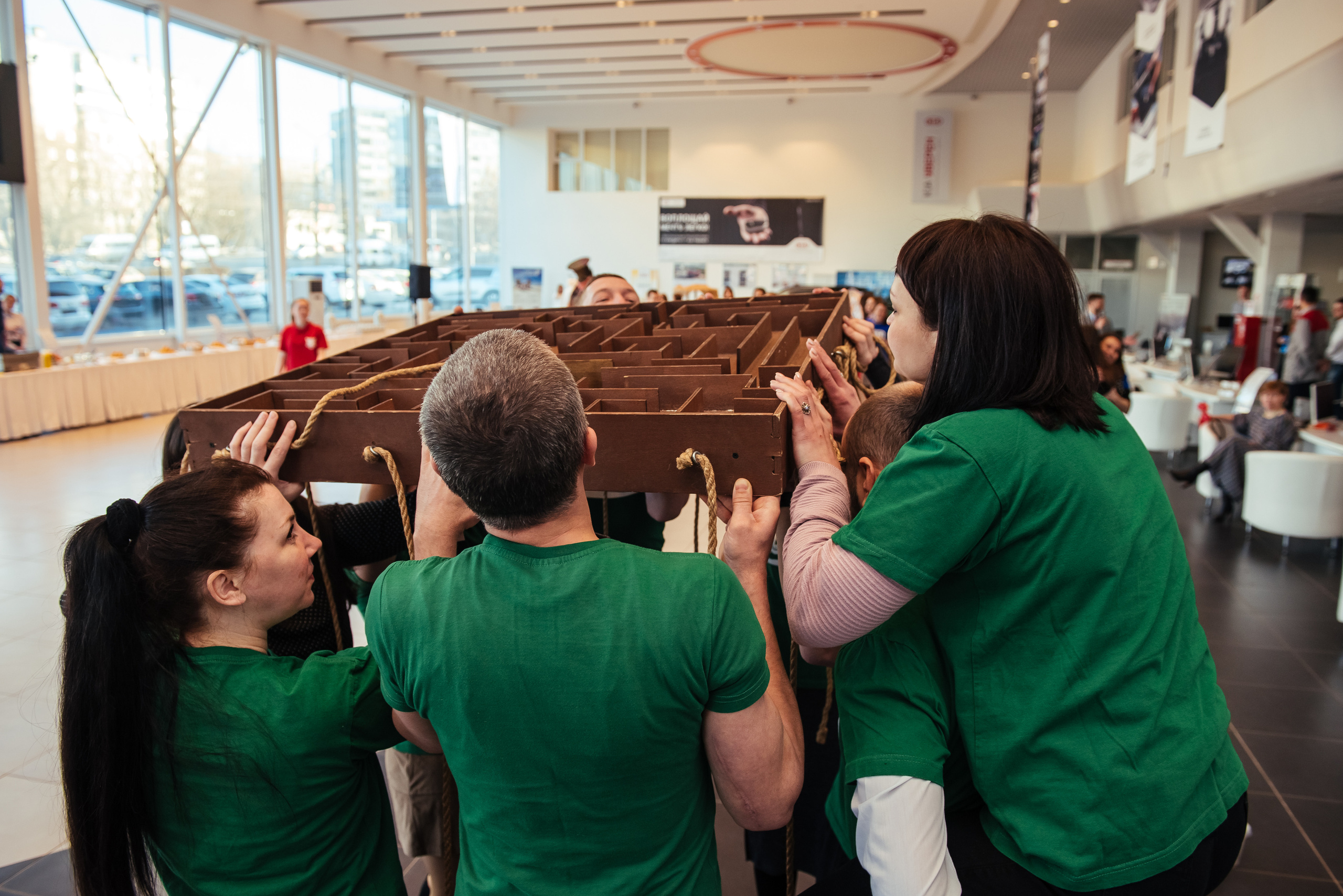 Фотосъемка репортажа с празднования 8 марта в KIA-центре, Челябинск. Свадебный и просто хороший фотограф в Челябинске