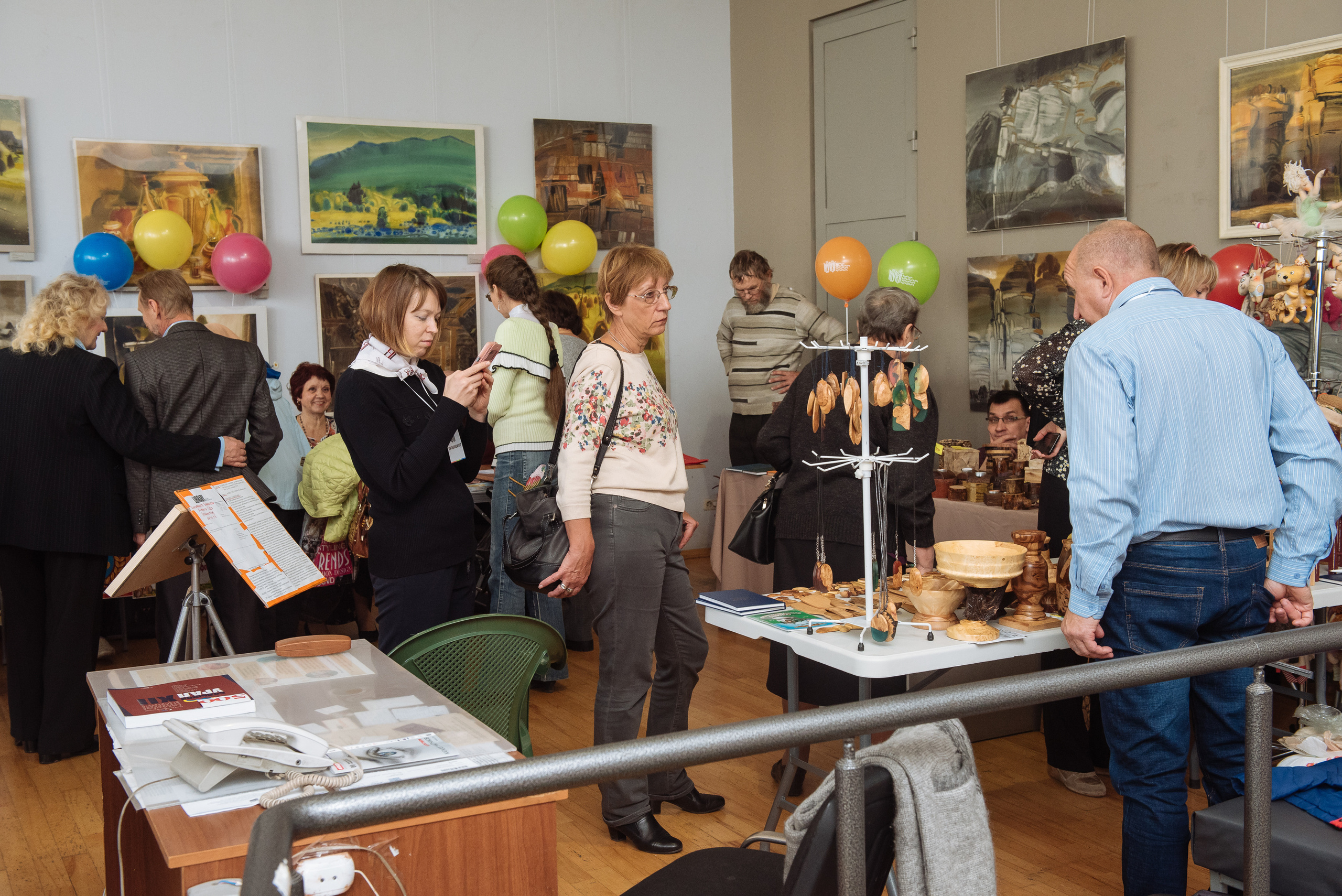 Южноуральская книжная выставка-ярмарка в Союзе Художников, Челябинск. Свадебный и просто хороший фотограф в Челябинске