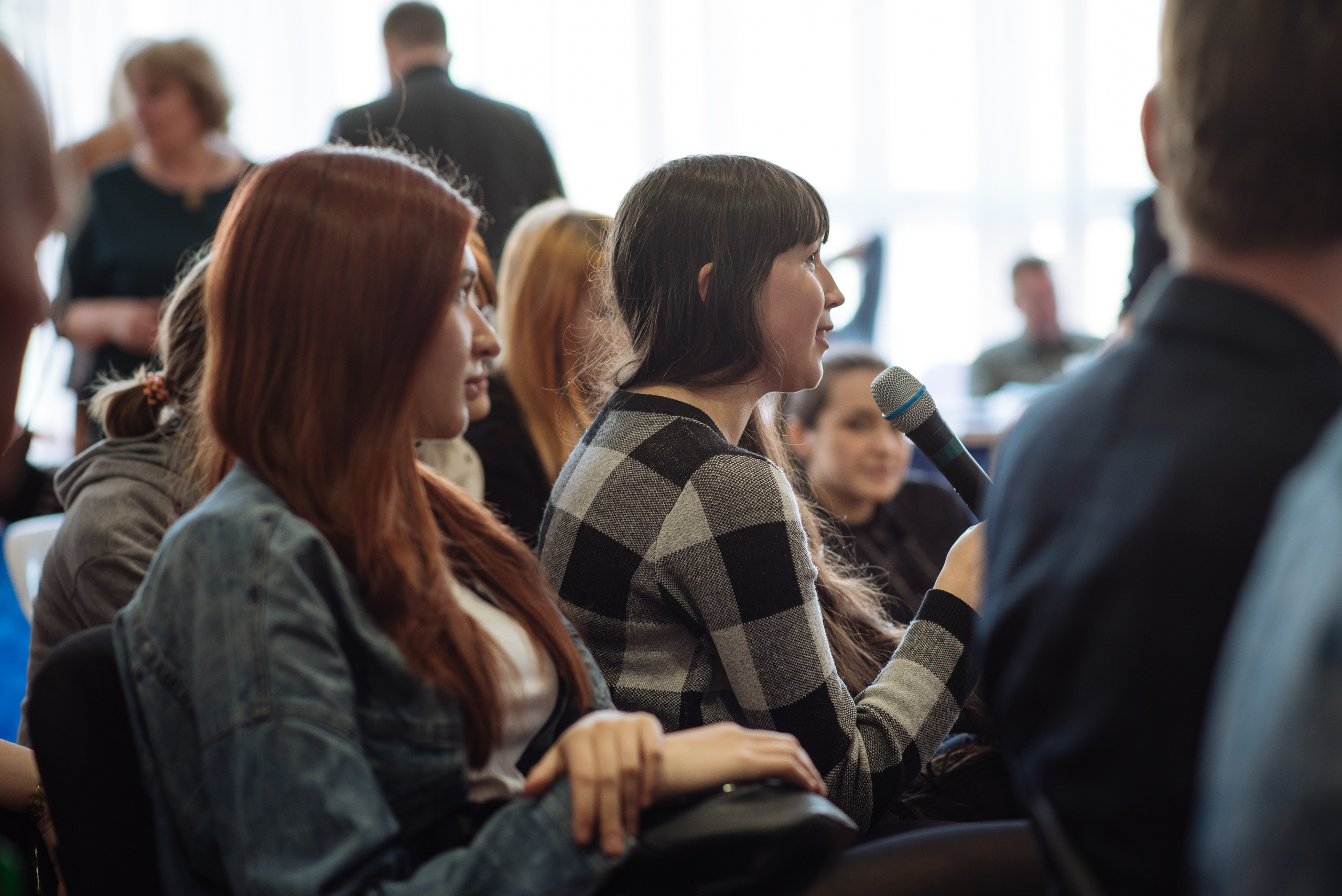 Южноуральская книжная выставка-ярмарка в Союзе Художников, Челябинск. Свадебный и просто хороший фотограф в Челябинске