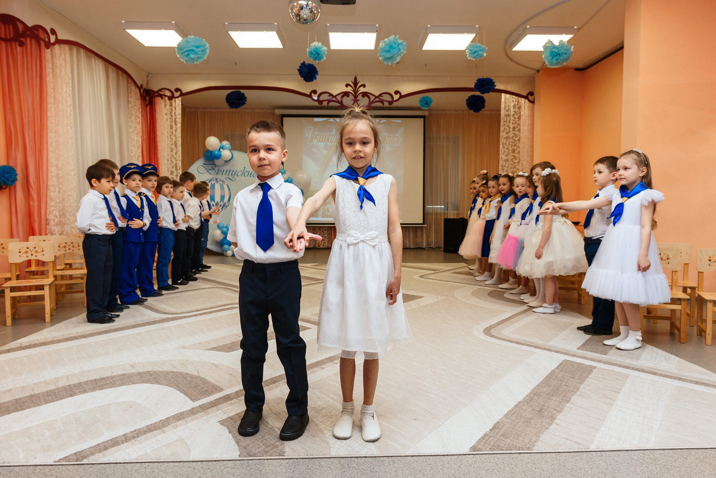 Выпускной в детсаду. Wedding and family photographer USA