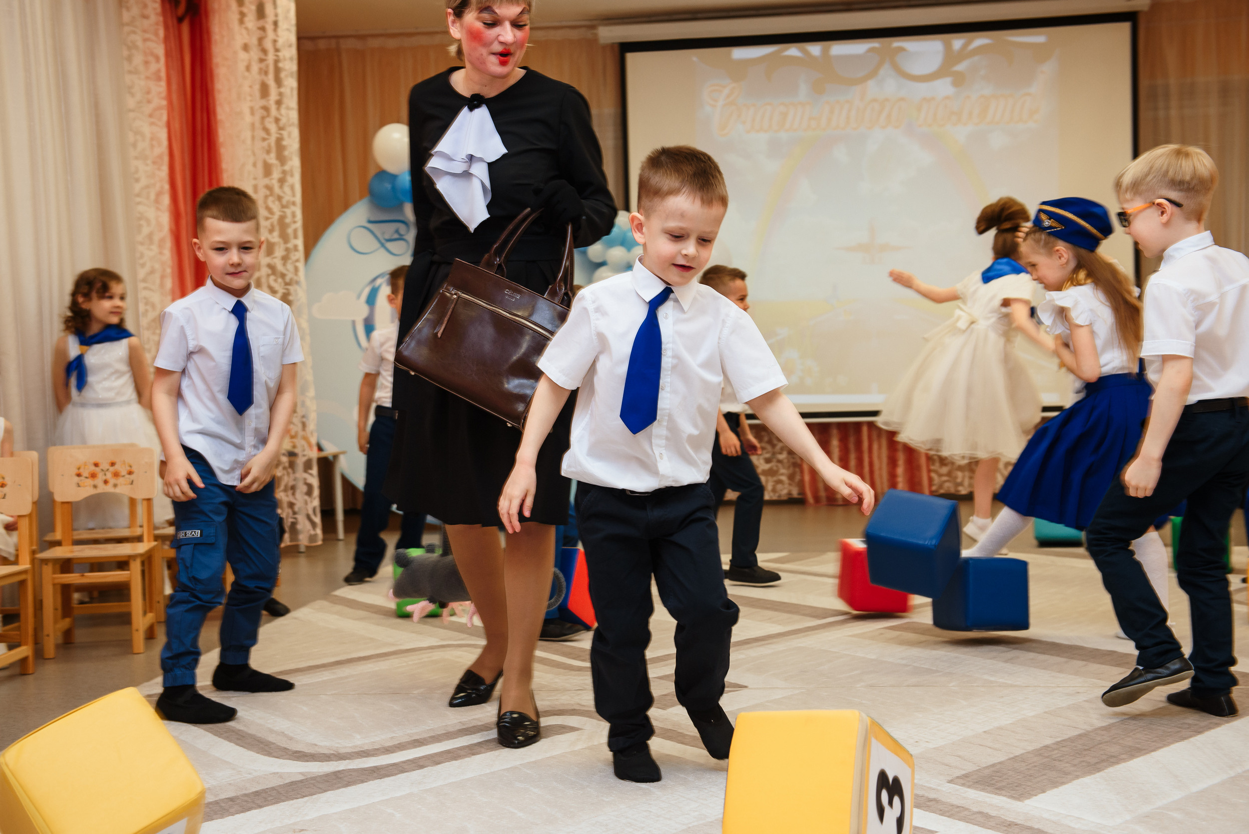 Выпускной в детсаду. Wedding and family photographer USA