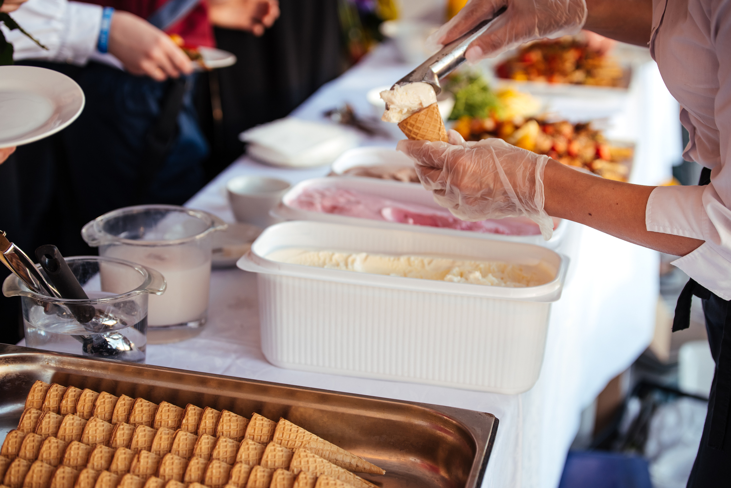 Фотосъемка репортажа с празднования 8 марта в KIA-центре, Челябинск. Свадебный и просто хороший фотограф в Челябинске