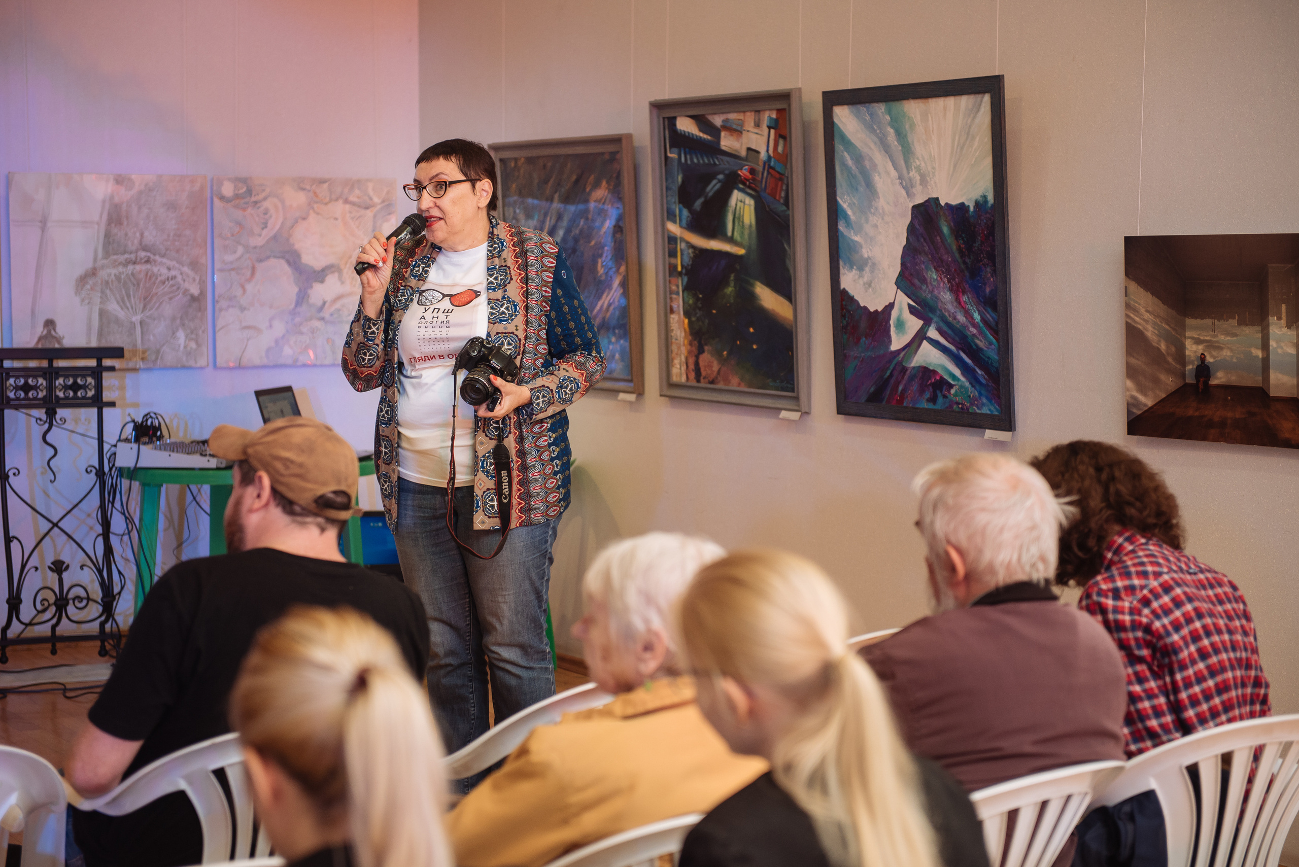 Южноуральская книжная выставка-ярмарка в Союзе Художников, Челябинск. Свадебный и просто хороший фотограф в Челябинске