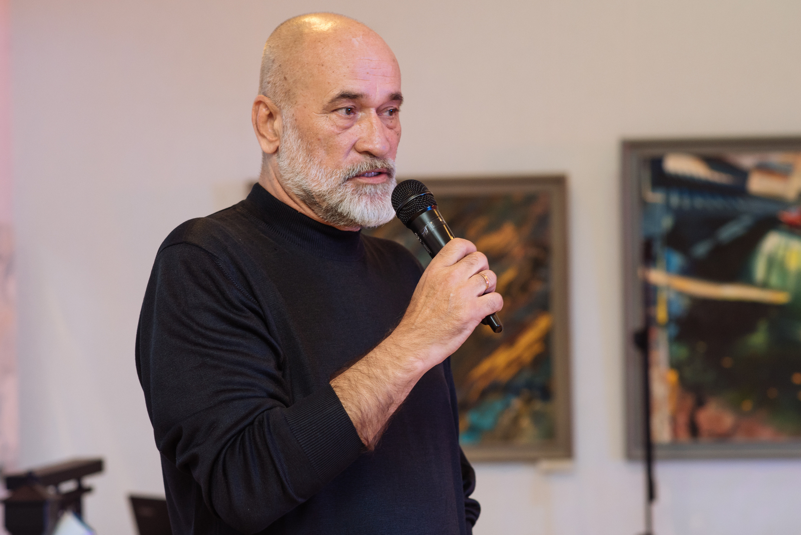 Южноуральская книжная выставка-ярмарка в Союзе Художников, Челябинск. Свадебный и просто хороший фотограф в Челябинске