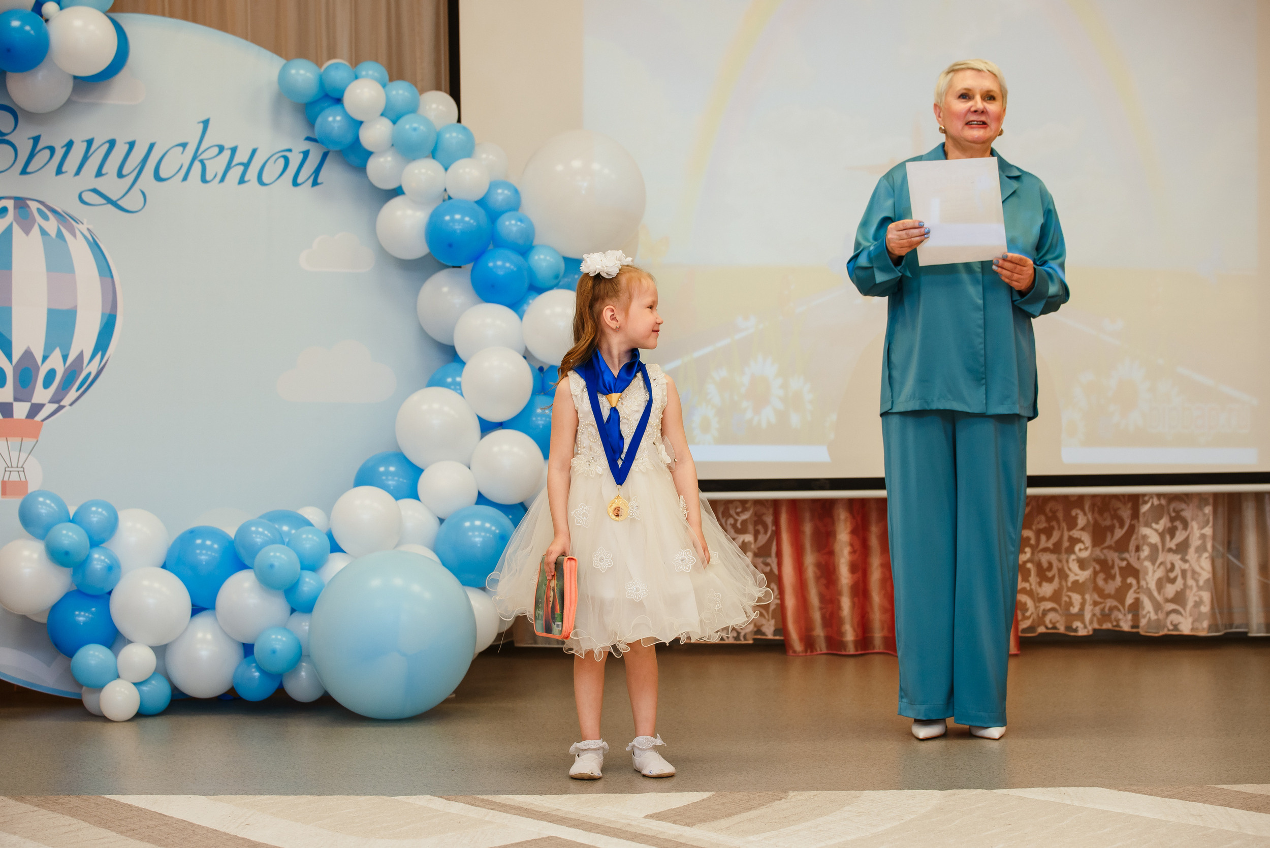 Выпускной в детсаду. Wedding and family photographer USA