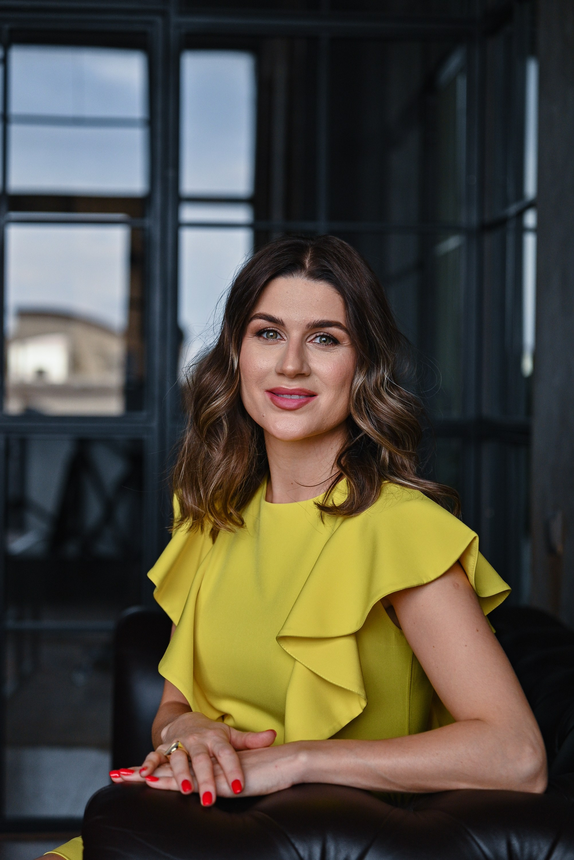 Динара. Компания и фотошкола по созданию контента в Москве