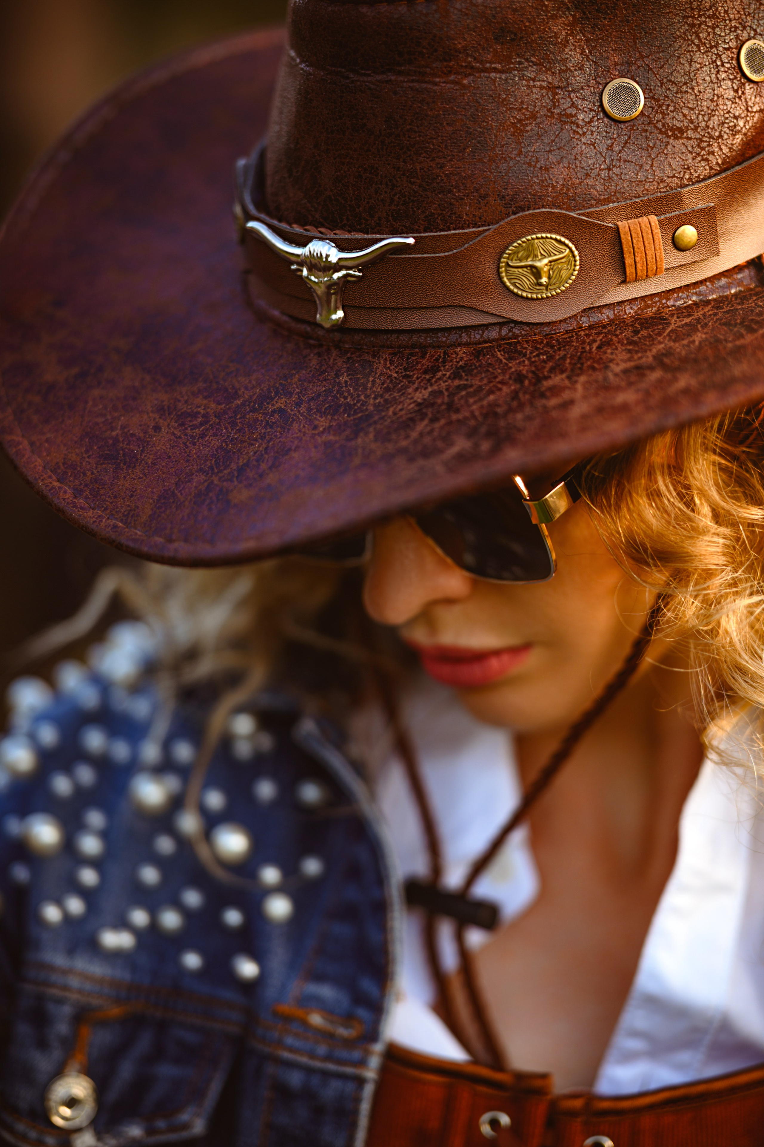 Ковбойша. Компания и фотошкола по созданию контента в Москве